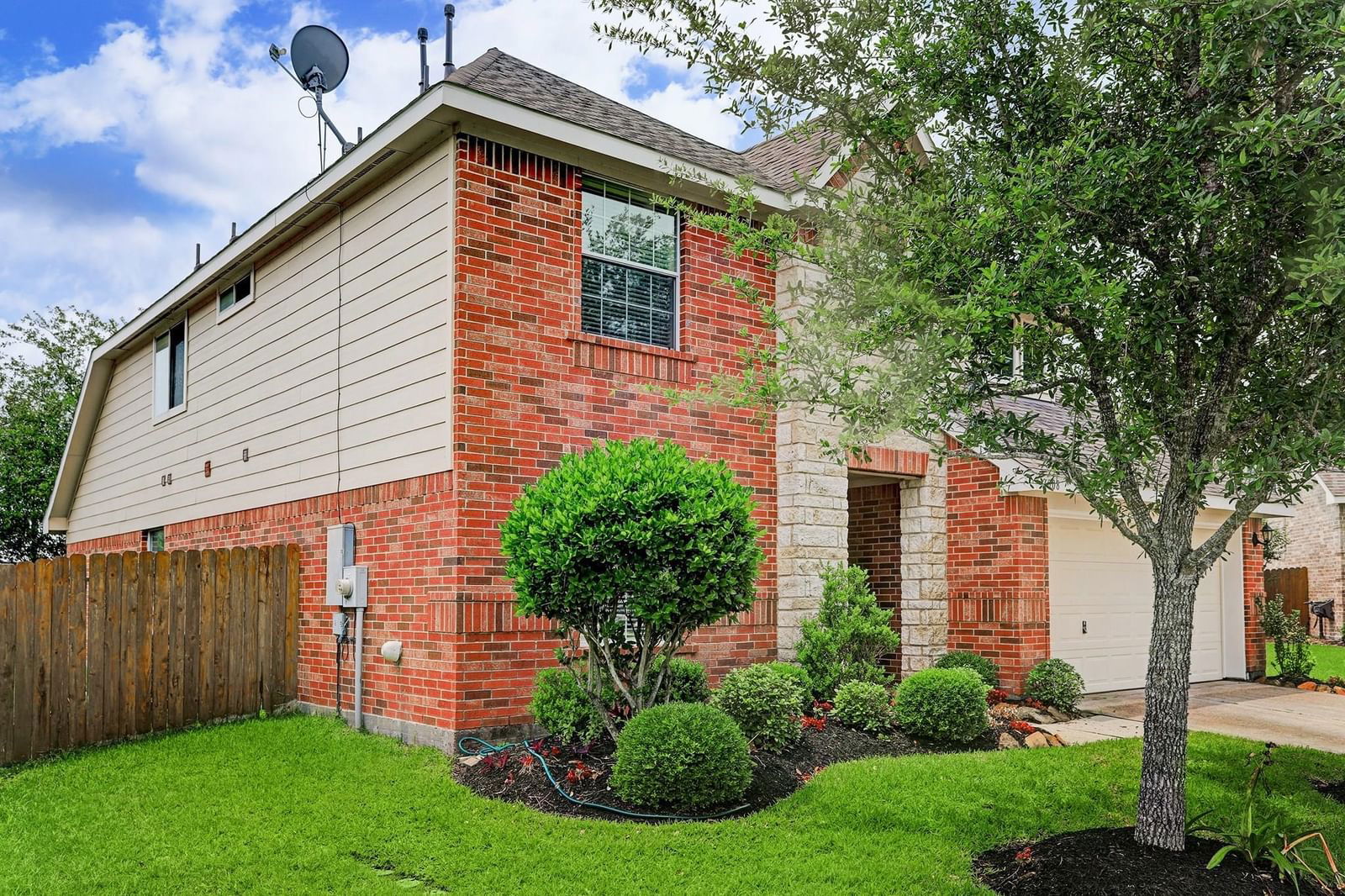 Real estate property located at 2008 Water Oak, Brazoria, Oakbrook Estates Sec 7, Pearland, TX, US