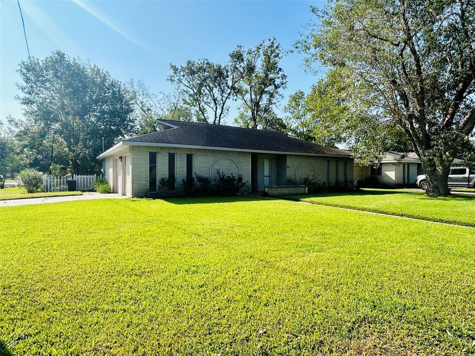 Real estate property located at 501 Kingsbury, Galveston, Anna Alea Kingspark/Whitehall, Friendswood, TX, US