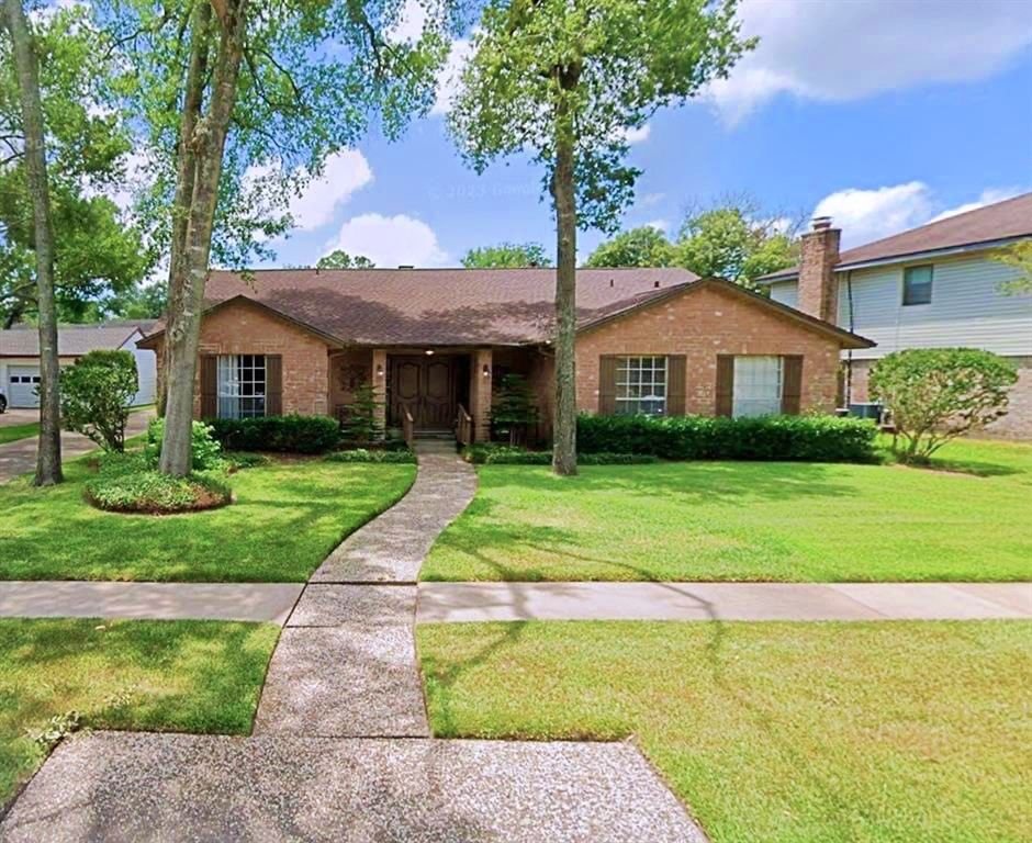 Real estate property located at 4230 Crownwood, Harris, Clear Lake Forest Sec 05, Seabrook, TX, US