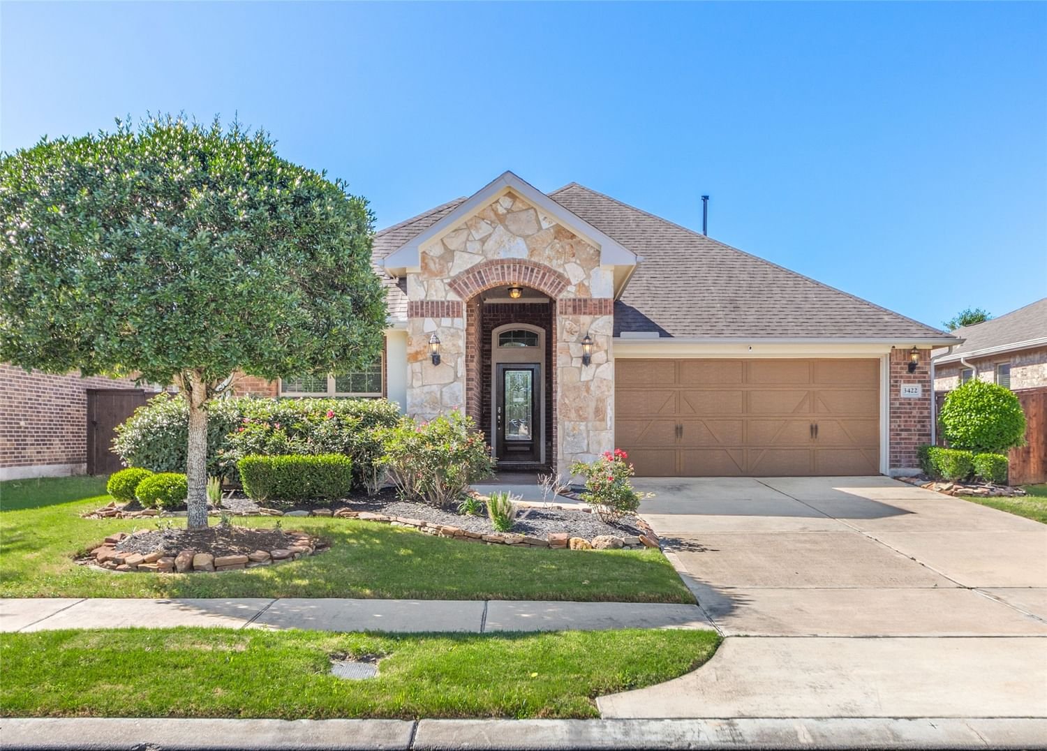 Real estate property located at 3422 Bay, Brazoria, Meridiana Sec 6 A0515 Ht&Brr, Rosharon, TX, US