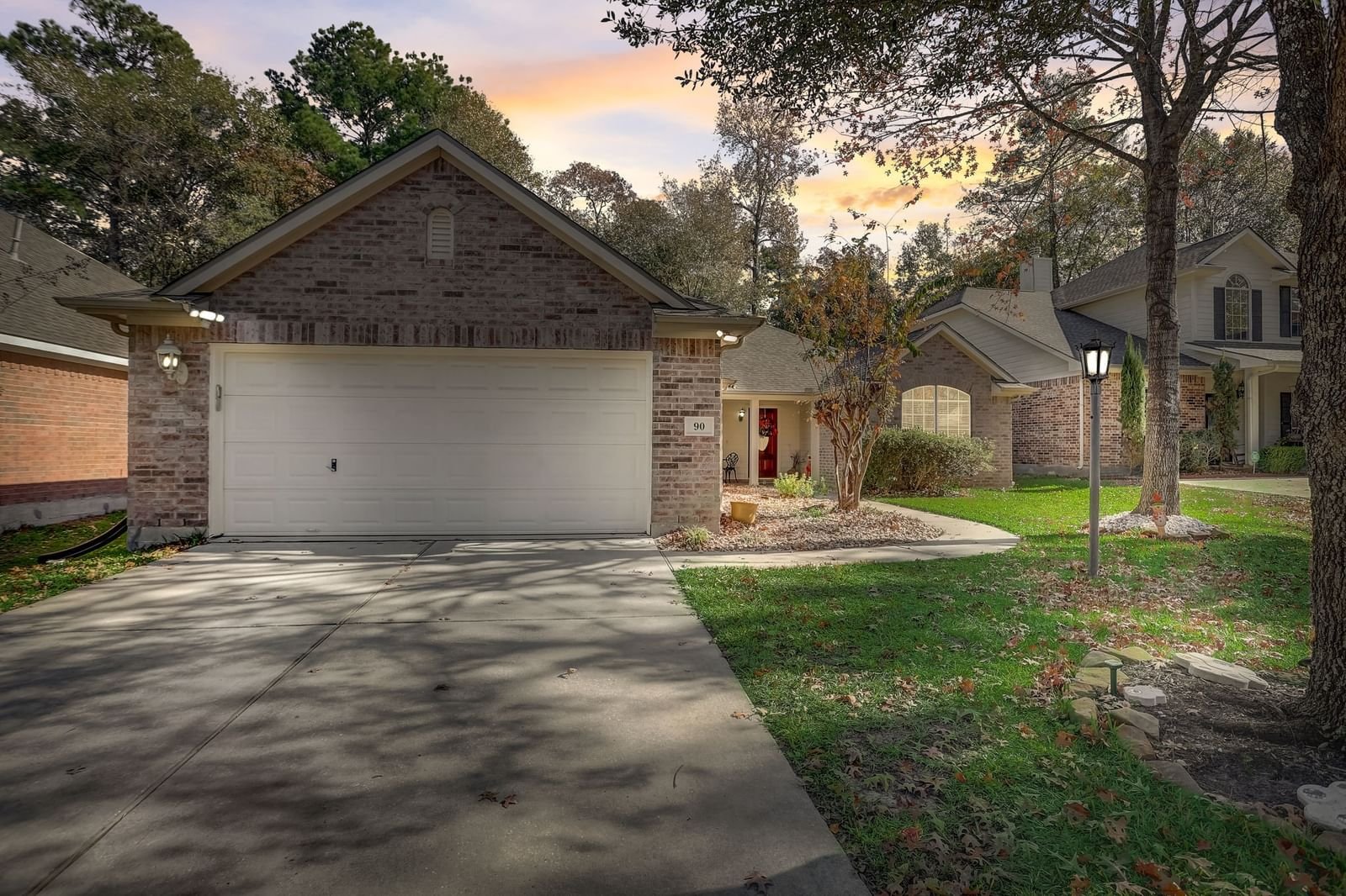 Real estate property located at 90 N Creekmist Pl, Montgomery, Harper's Landing, The Woodlands, TX, US