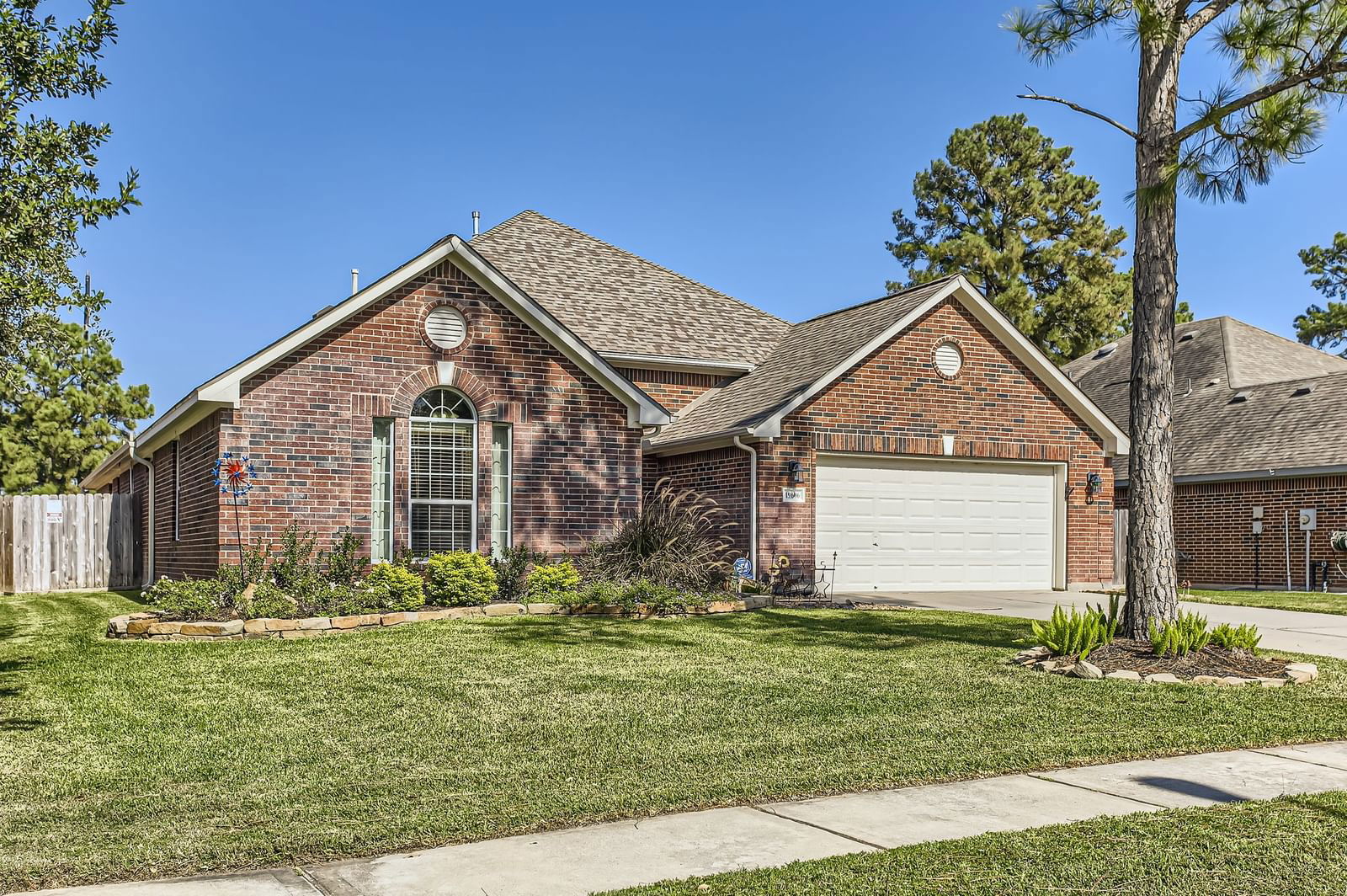 Real estate property located at 19606 Nara Vista, Harris, Canyon Gate At Northpointe 06, Tomball, TX, US