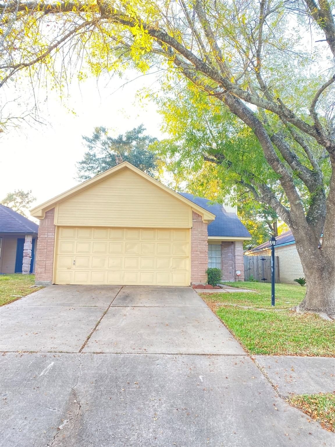 Real estate property located at 22911 Sherioaks, Harris, Foxhollow West R/P, Spring, TX, US