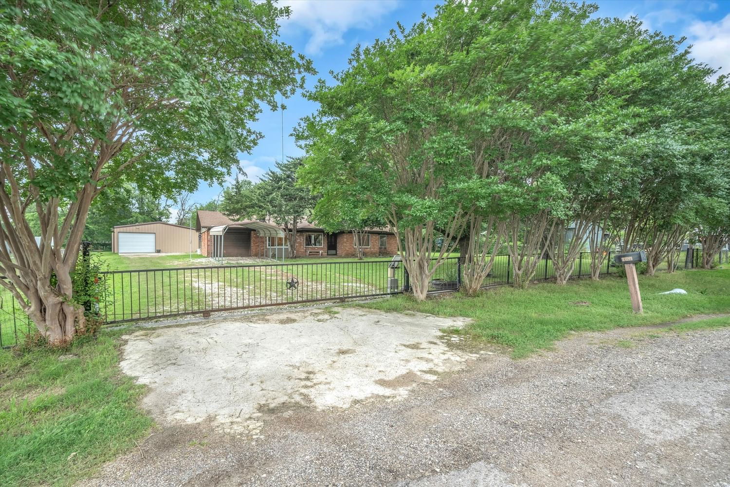 Real estate property located at 10684 County Road 358, Kaufman, Pleasant Acres Estates, Terrell, TX, US
