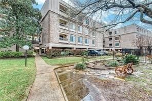 Real estate property located at 2209 Braeswood Blvd #33I, Harris, Houston, TX, US