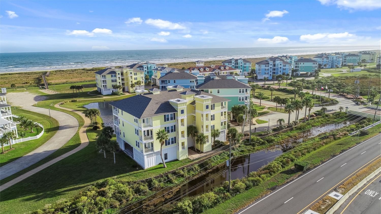 Real estate property located at 4111 Pointe West #102, Galveston, Pointe West, Galveston, TX, US