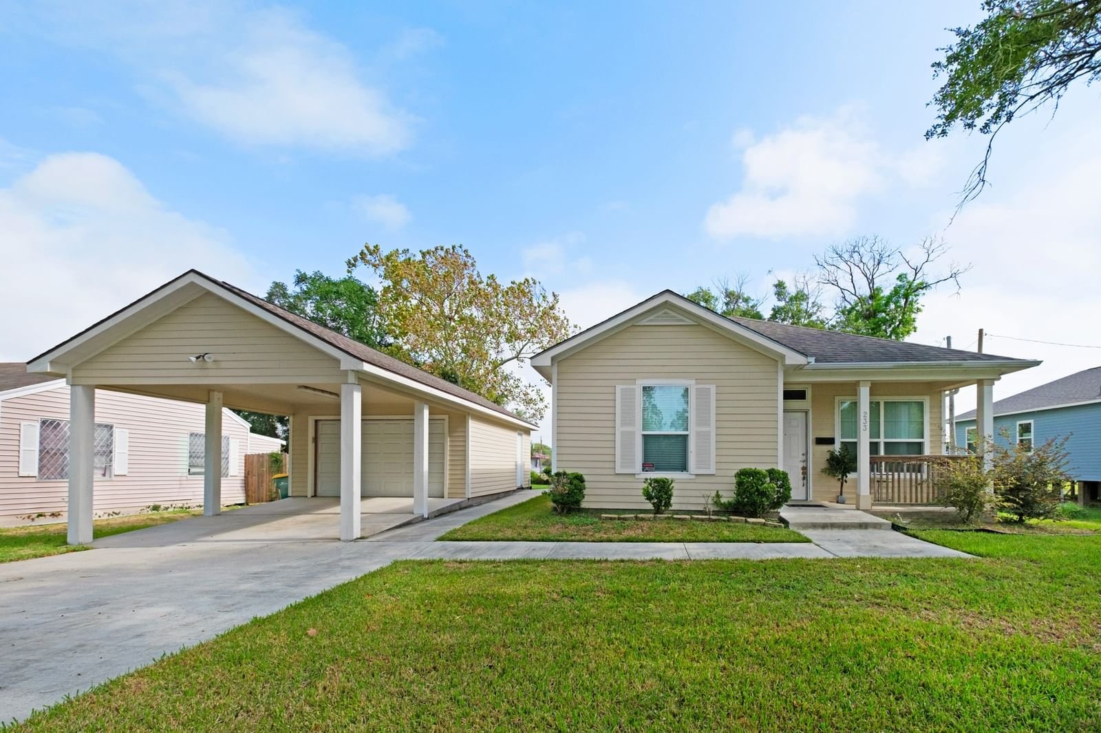 Real estate property located at 233 Beatrice, Galveston, La Marque, TX, US