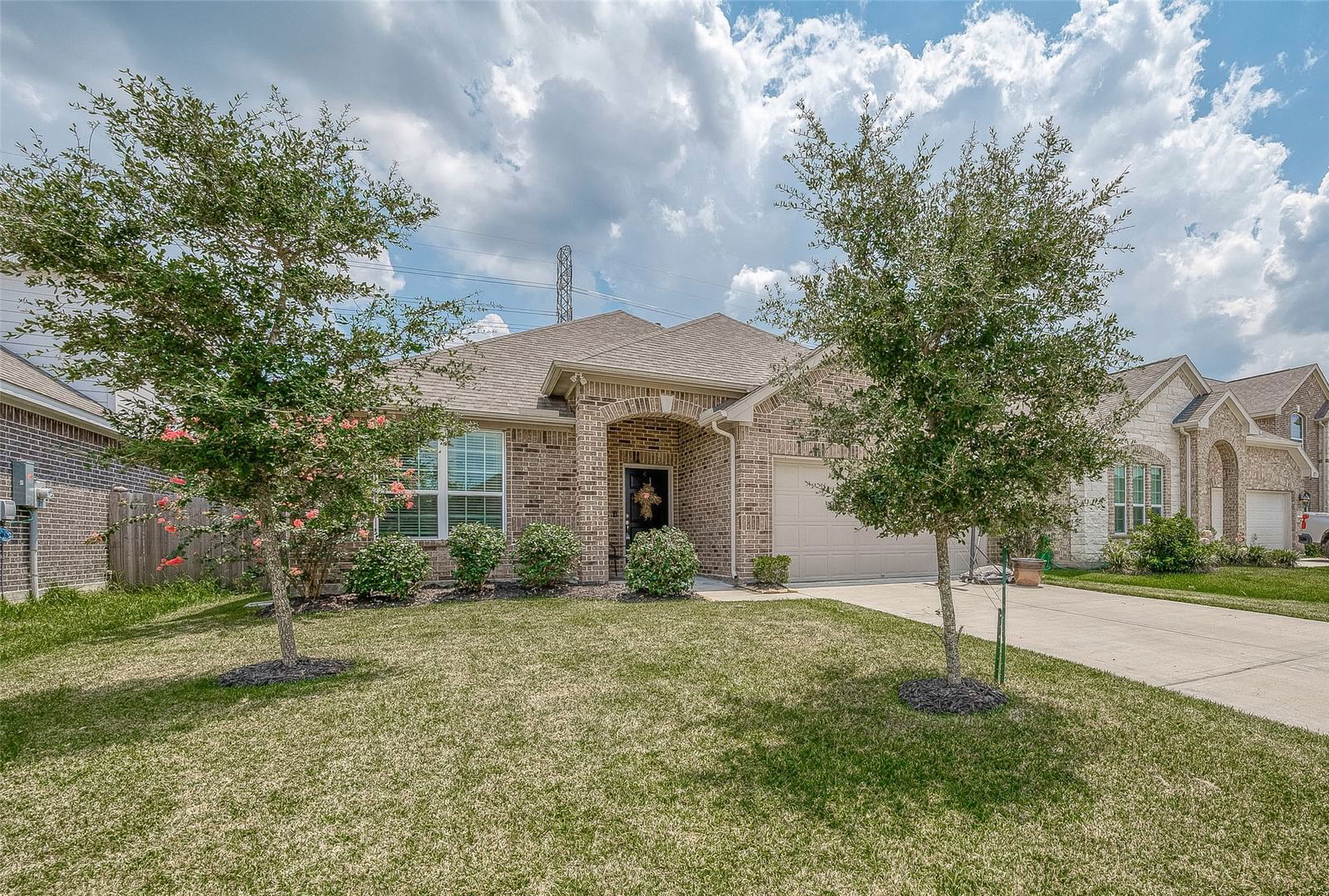 Real estate property located at 8434 Sunset Isles, Harris, Hunters Crk Sec 7, Baytown, TX, US