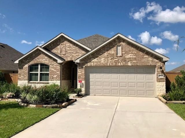 Real estate property located at 3223 Falling Brook Drive, Harris, Rollingbrook Estates, Baytown, TX, US