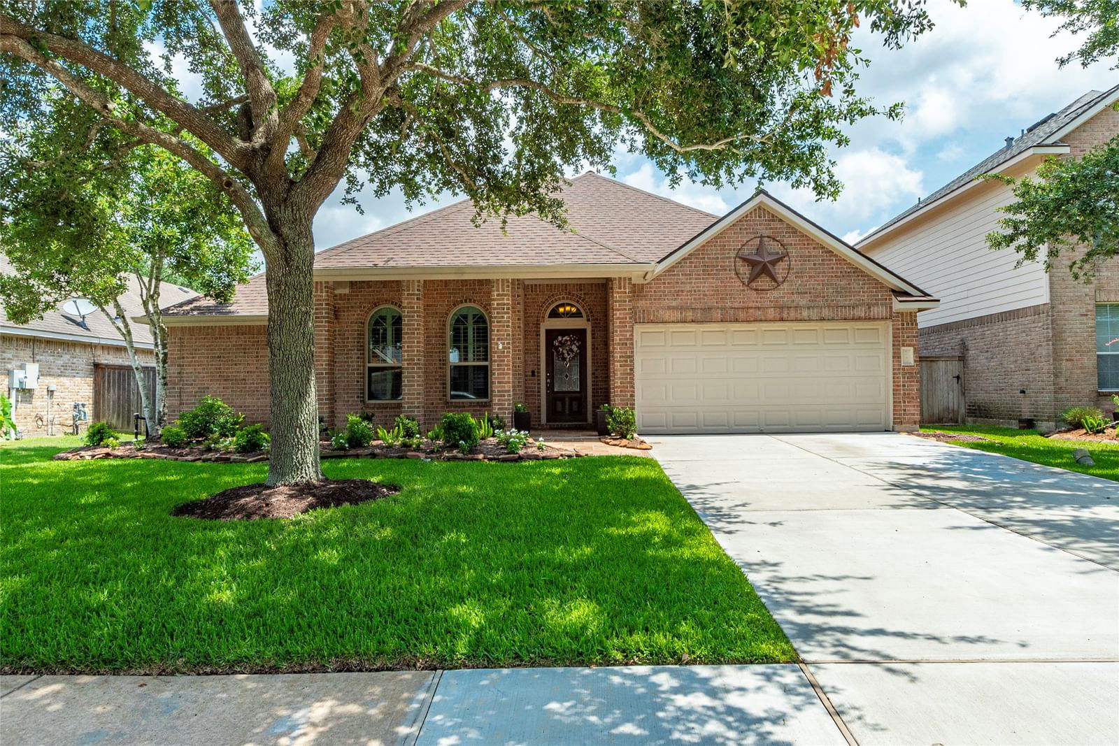 Real estate property located at 6092 Aldersby, Galveston, Westover Park, League City, TX, US