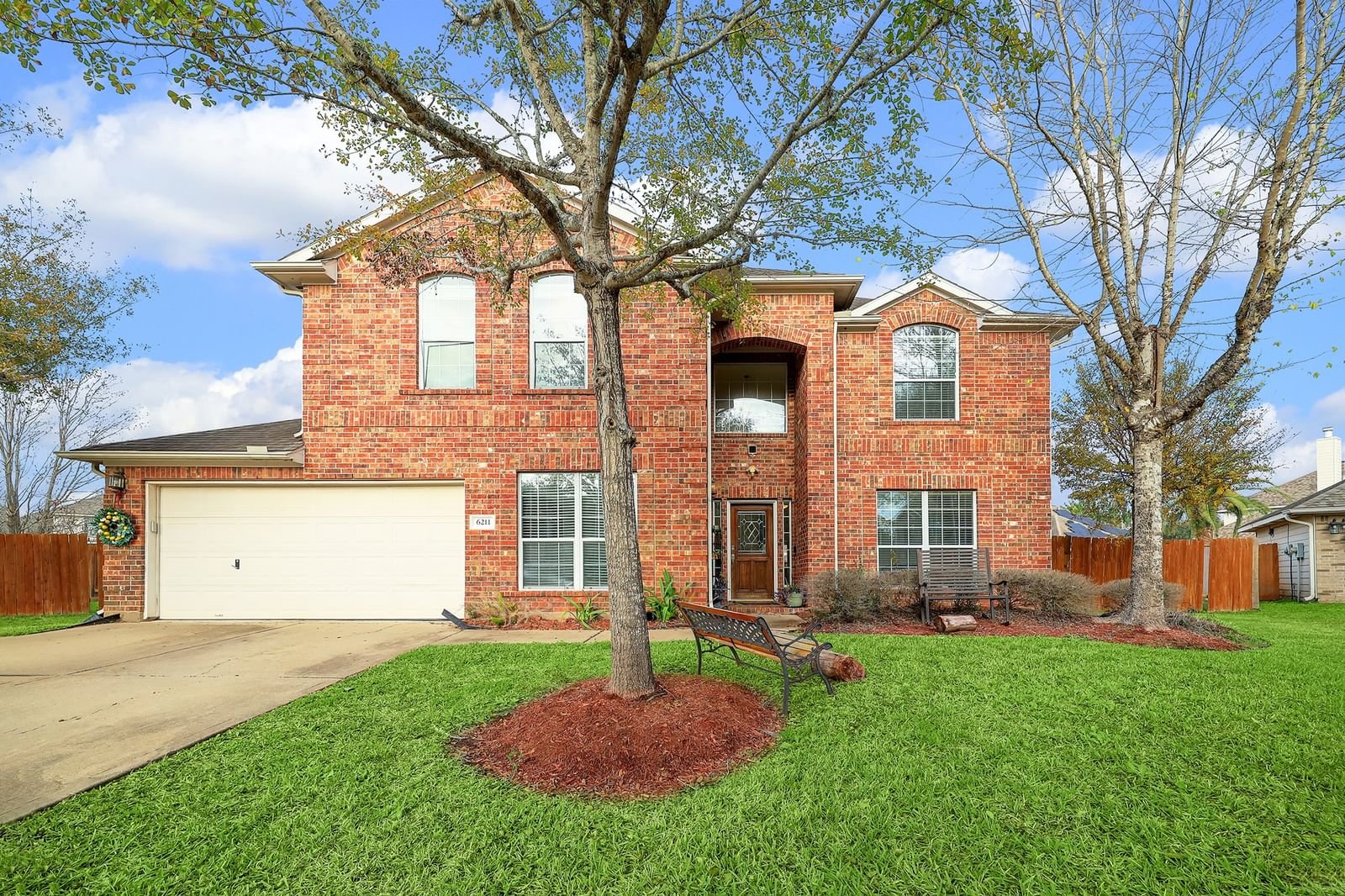 Real estate property located at 6211 Forest Glade, Fort Bend, Canyon Gate At The Brazos, Richmond, TX, US