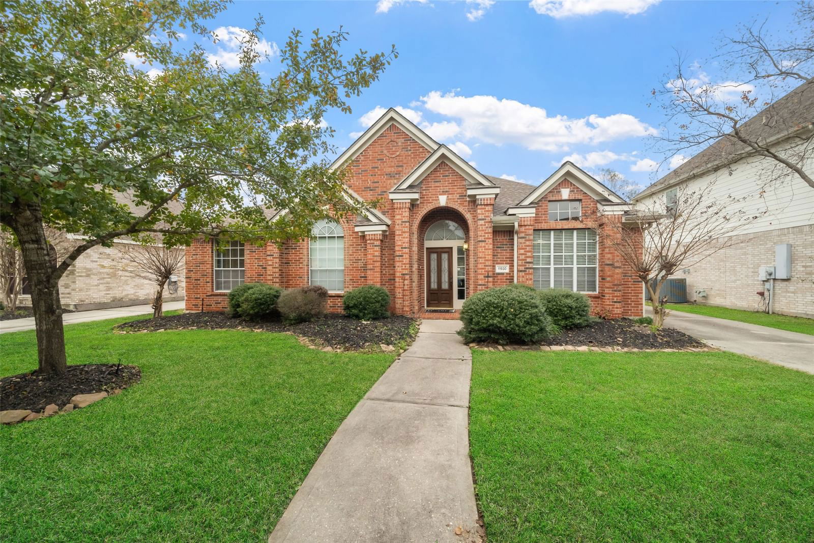 Real estate property located at 11930 Painted Canyon, Harris, Canyon Gate At Northpointe, Tomball, TX, US