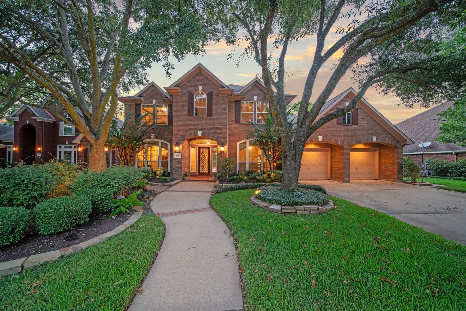 Real estate property located at 5511 Lake Place, Harris, Houston, TX, US