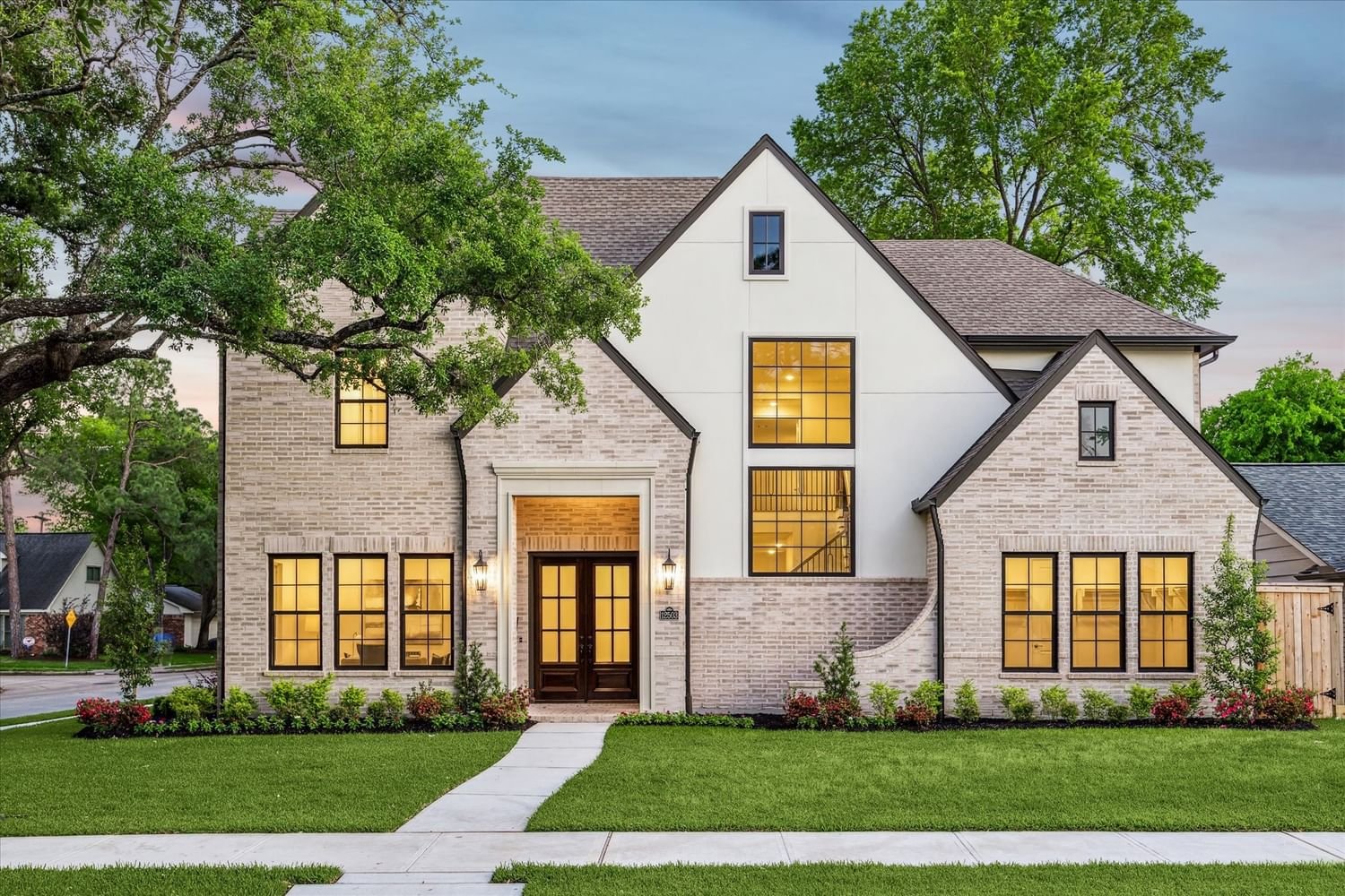 Real estate property located at 12503 Vindon, Harris, Memorial Meadows, Houston, TX, US