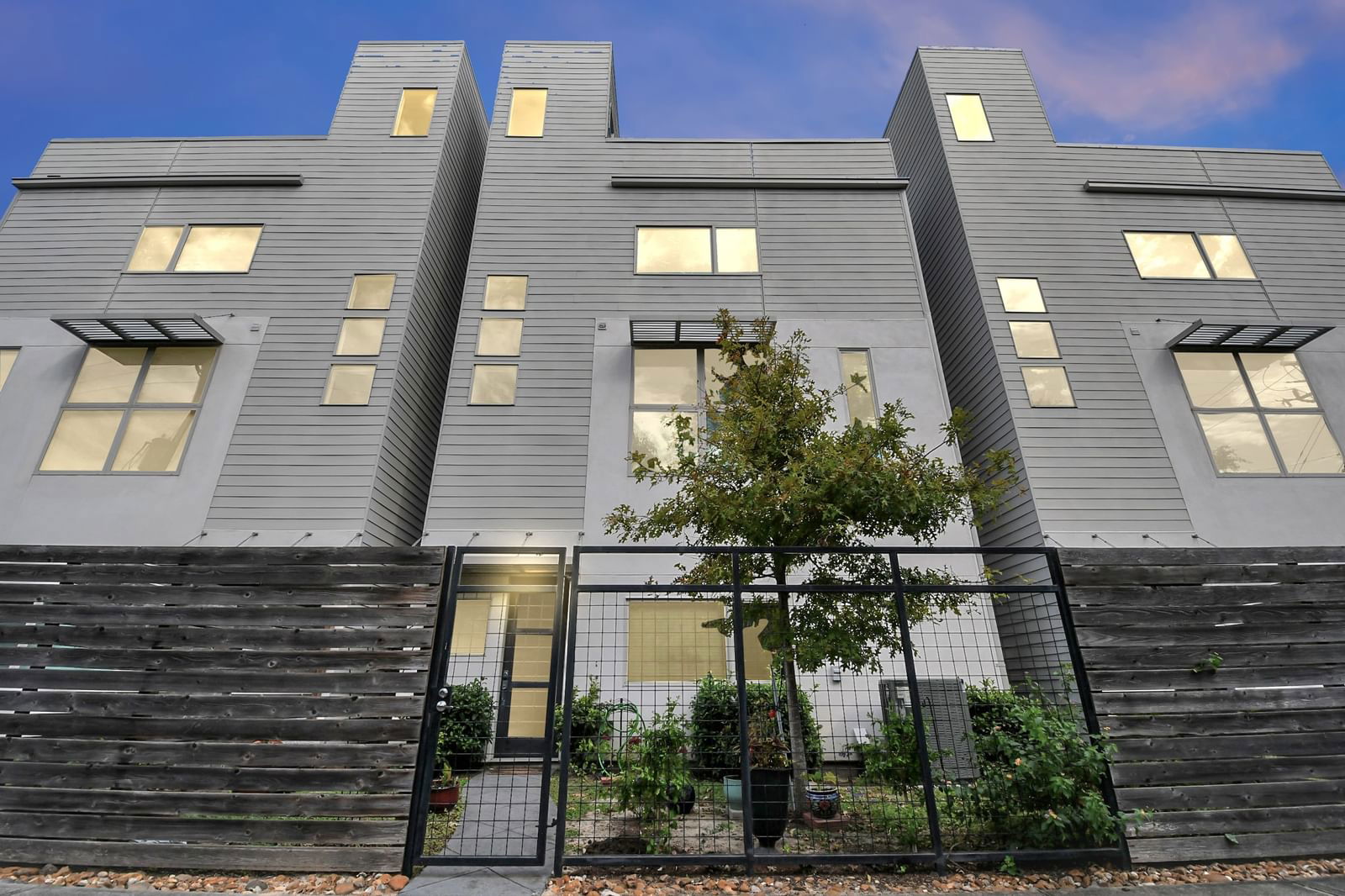 Real estate property located at 4722 Austin, Harris, Austin Street Lofts, Houston, TX, US