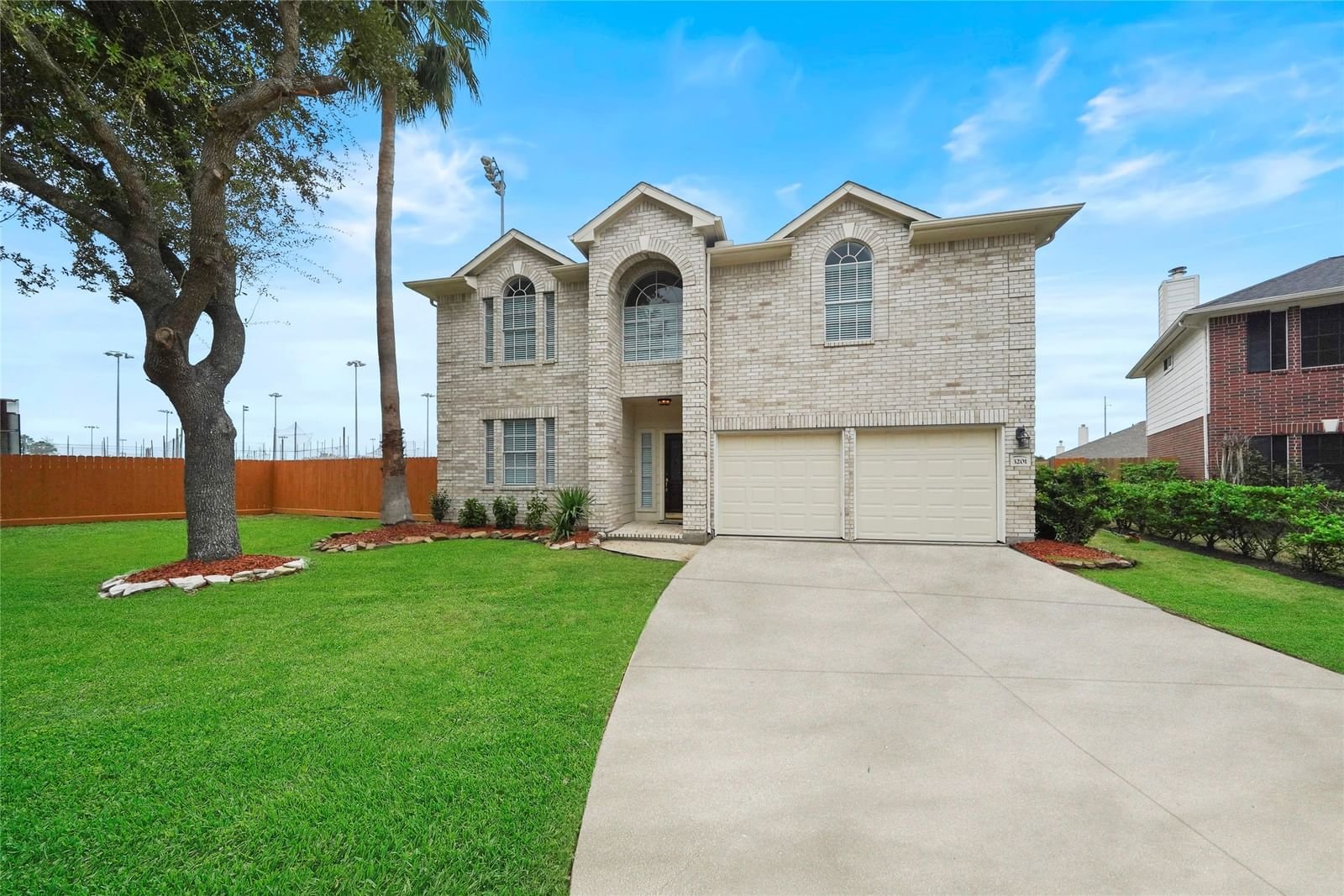 Real estate property located at 3201 Kyle, Brazoria, West Oaks Village Sec 3, Pearland, TX, US