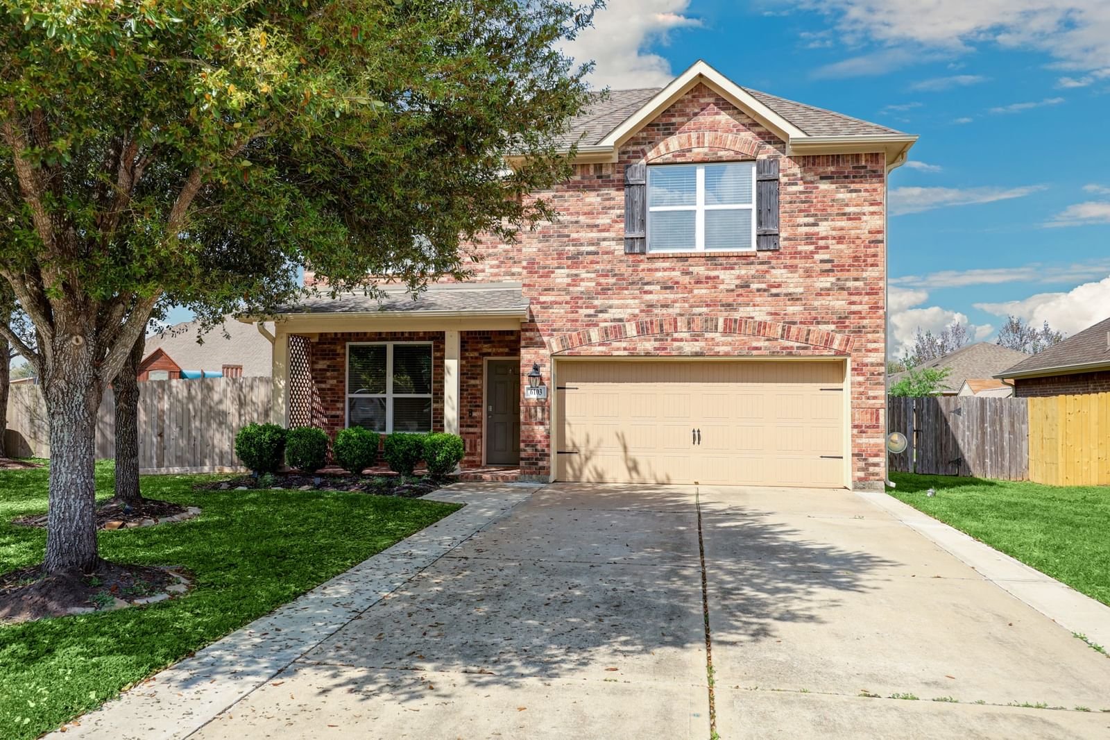 Real estate property located at 6103 Trout, Brazoria, Spring Meadow Sub, Pearland, TX, US