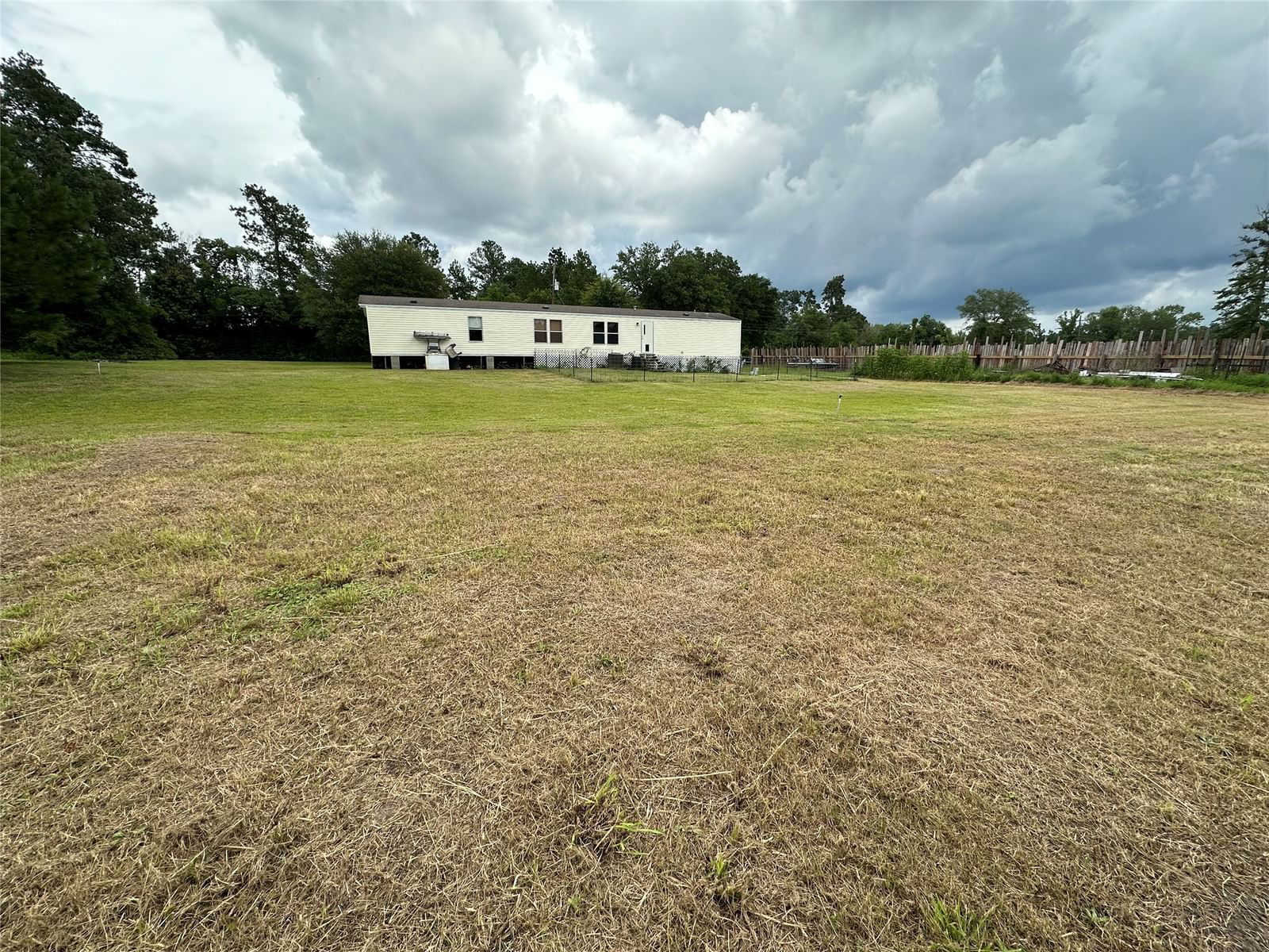 Real estate property located at 998 Mill Creek Dr, Hardin, out of town, Silsbee, TX, US