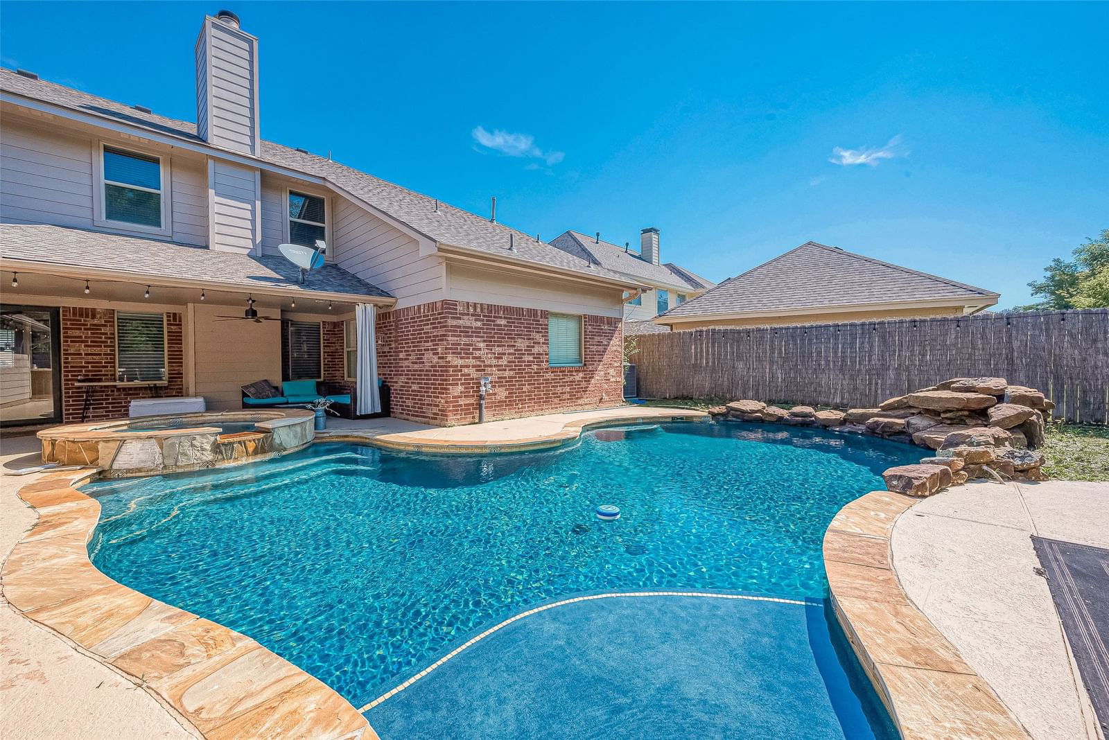 Real estate property located at 7318 Timberline, Harris, Village Grove East Sec 04, Pasadena, TX, US