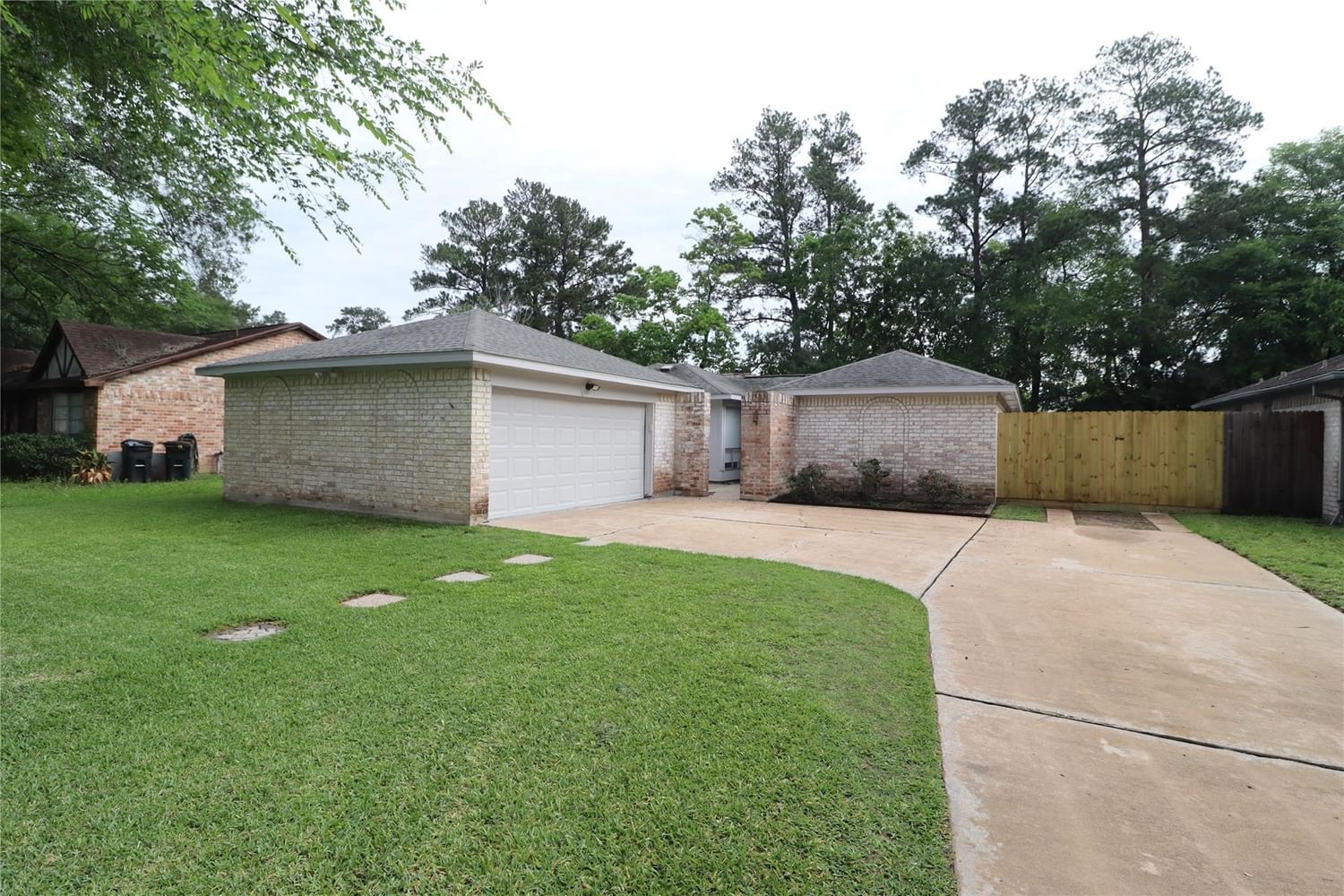 Real estate property located at 17214 Baronshire, Harris, Memorial Chase Sec 03, Houston, TX, US