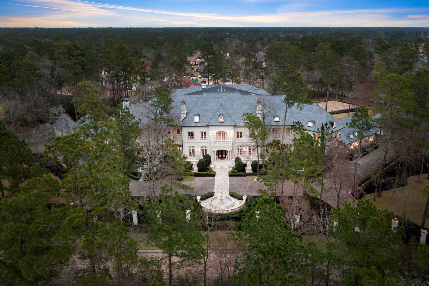 Real estate property located at 88 Grand Regency, Montgomery, Wdlnds Village Of Carlton Woods 11, The Woodlands, TX, US