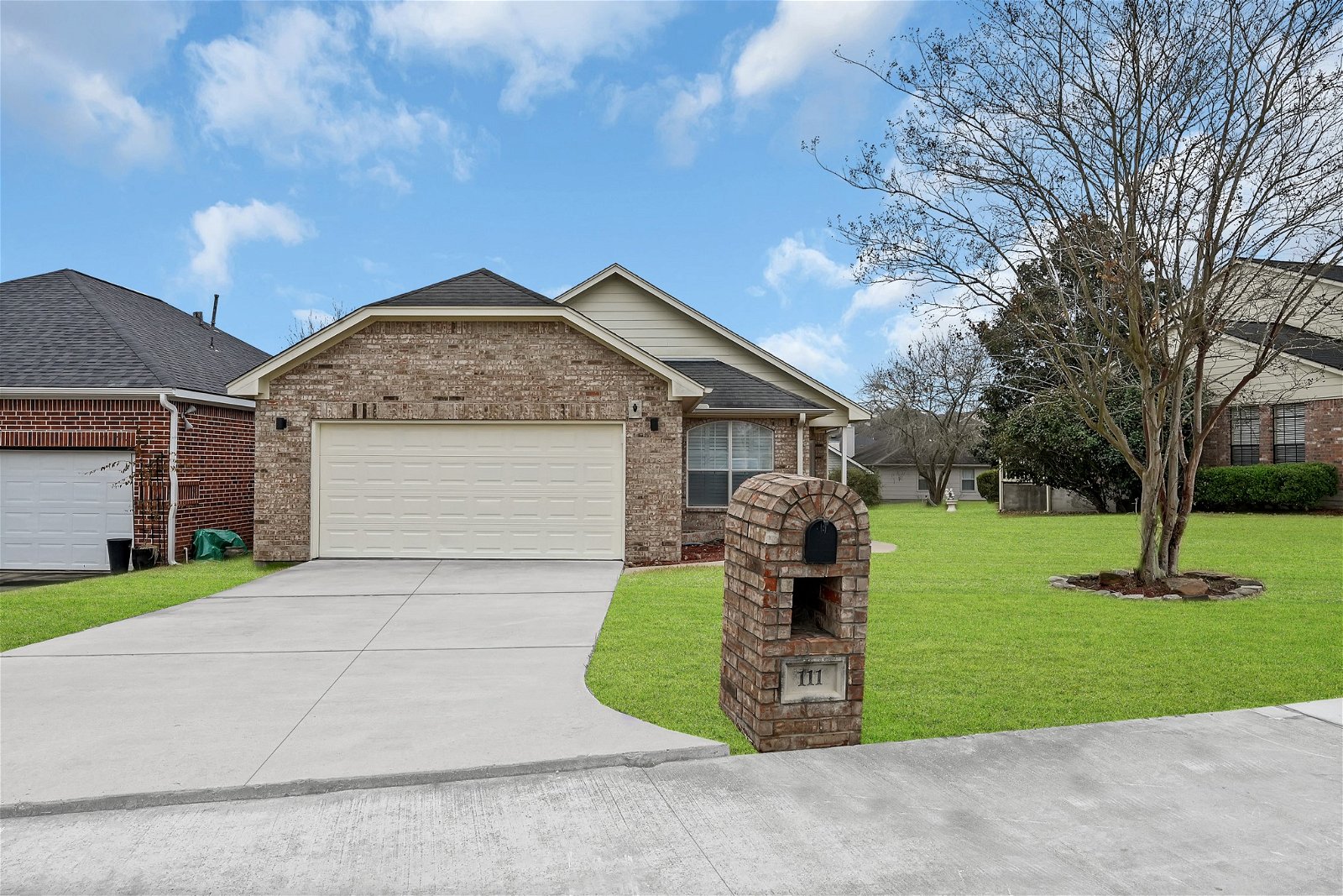 Real estate property located at 111 April, Montgomery, Conroe, TX, US