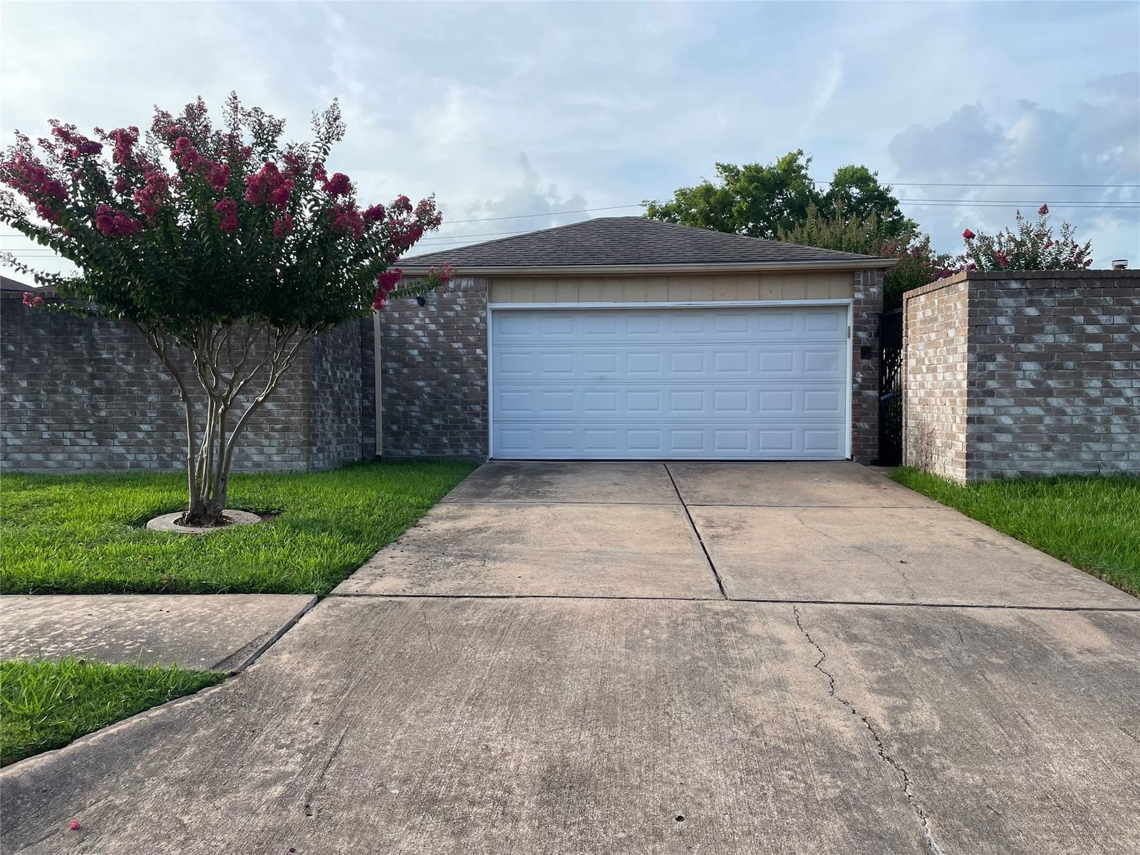 Real estate property located at 9206 Homeland, Harris, Keegans Wood Sec 01 R/P, Houston, TX, US