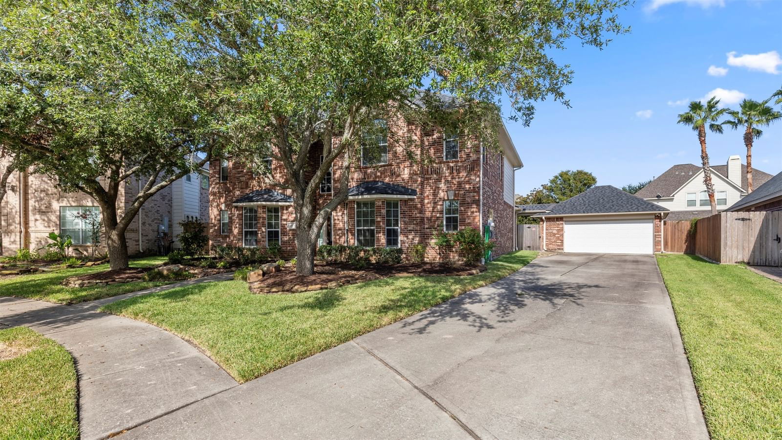 Real estate property located at 207 Whitehall, Galveston, Westover Park, League City, TX, US