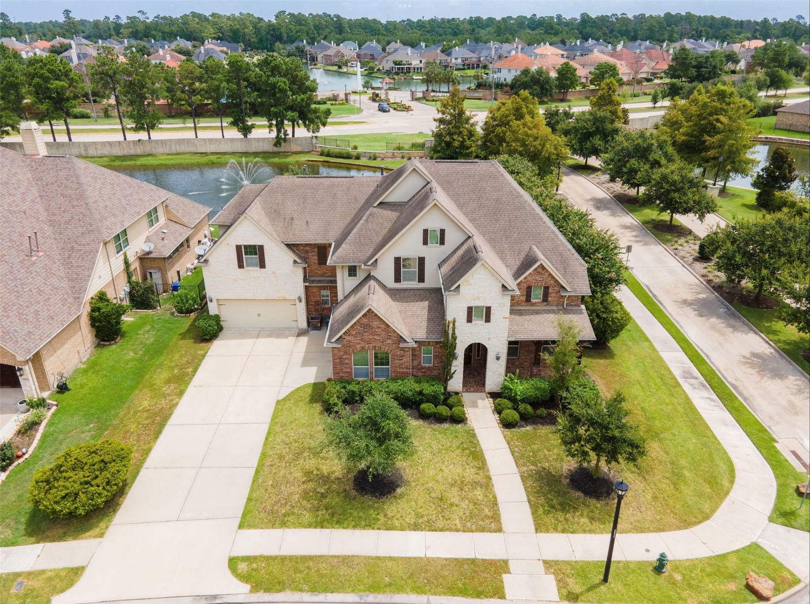 Real estate property located at 12942 Lake Parc Bend, Harris, Lake Ests/North Eldridge, Cypress, TX, US