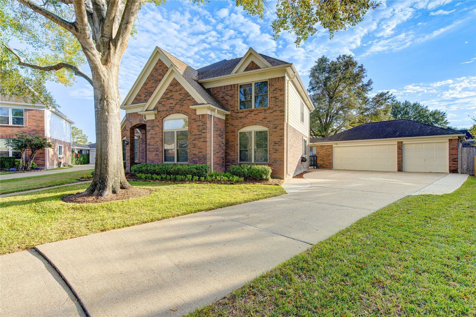 Real estate property located at 18503 Bridge Falls, Harris, Barkers Ridge, Houston, TX, US