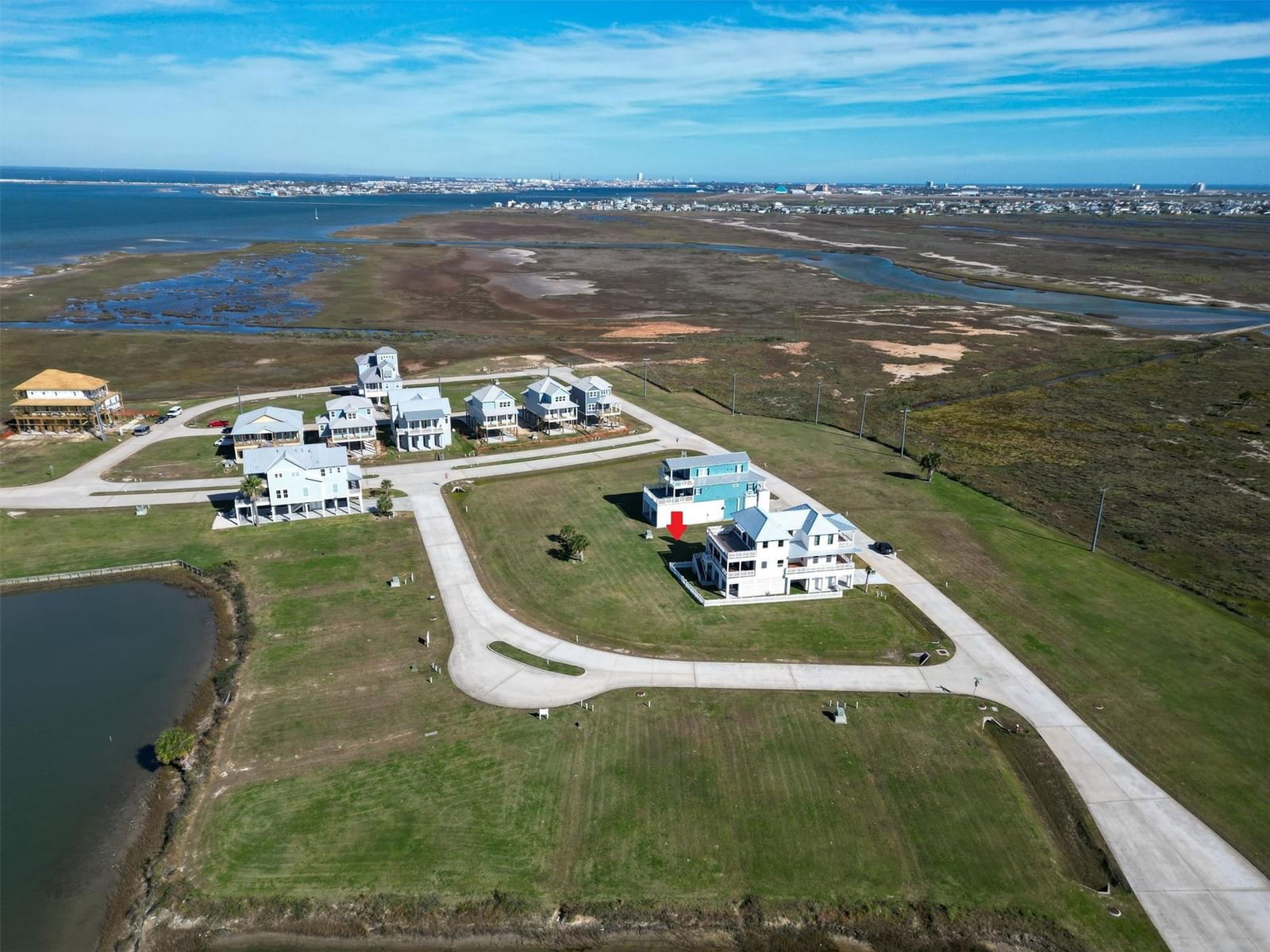 Real estate property located at 10814 Sweetwater Cove, Galveston, SWEETWATER COVE, Galveston, TX, US