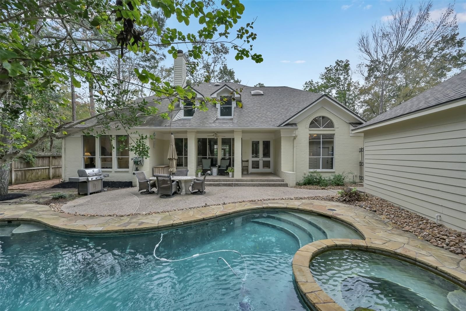 Real estate property located at 30 Wedgemere, Montgomery, Wdlnds Village Cochrans Cr 11, The Woodlands, TX, US