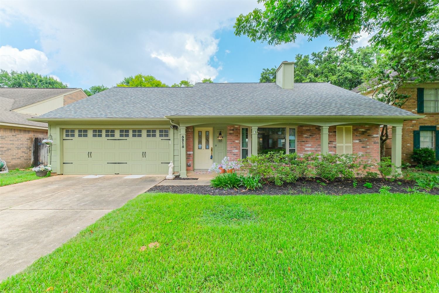 Real estate property located at 3215 Rangecrest, Fort Bend, Settlers Grove Sec 1, Sugar Land, TX, US