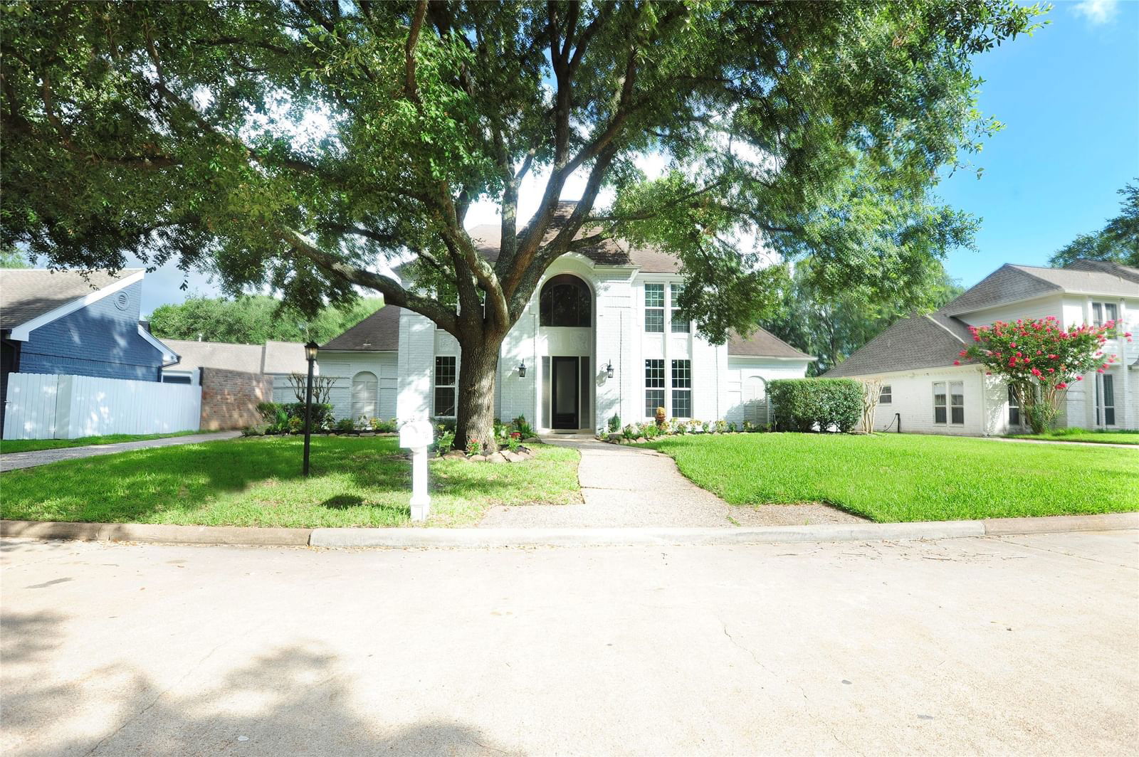 Real estate property located at 726 Last Arrow, Harris, Memorial Thicket Sec 01, Houston, TX, US