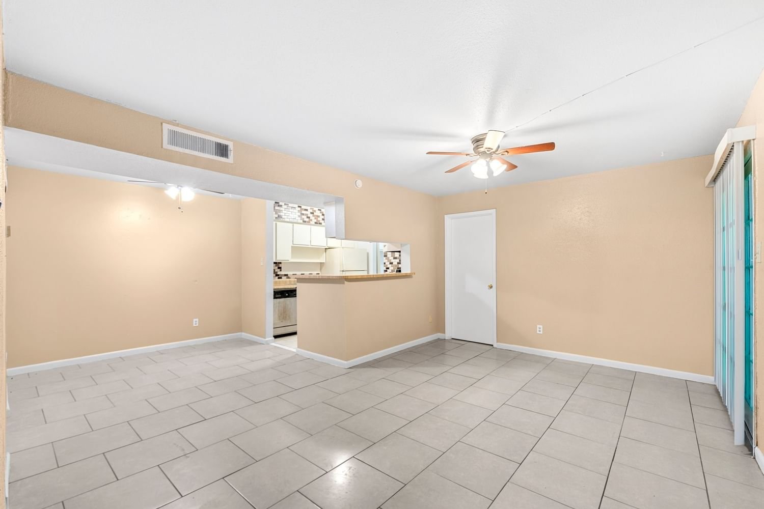 Real estate property located at 10603 Wilcrest #48, Harris, Meadow Chase, Houston, TX, US