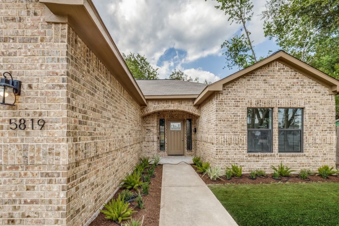 Real estate property located at 5819 Southwind, Harris, Southcrest Sec 05, Houston, TX, US