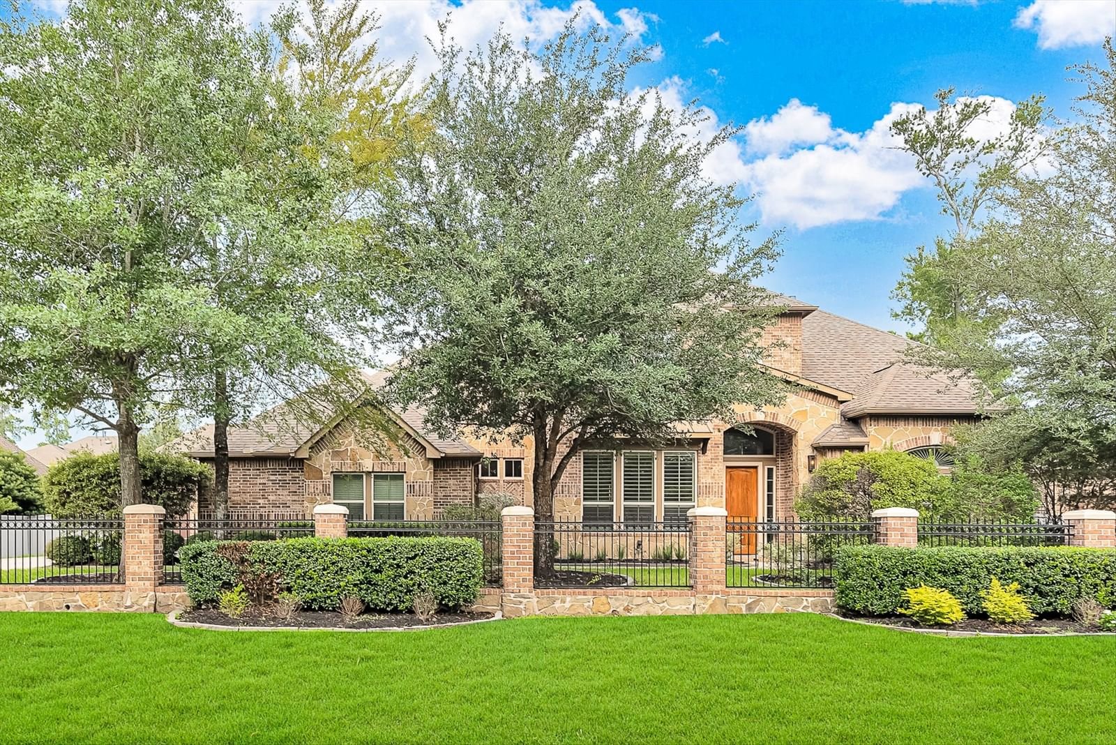 Real estate property located at 7132 Lake Paloma, Harris, The Woodlands Creekside Park 11, Spring, TX, US