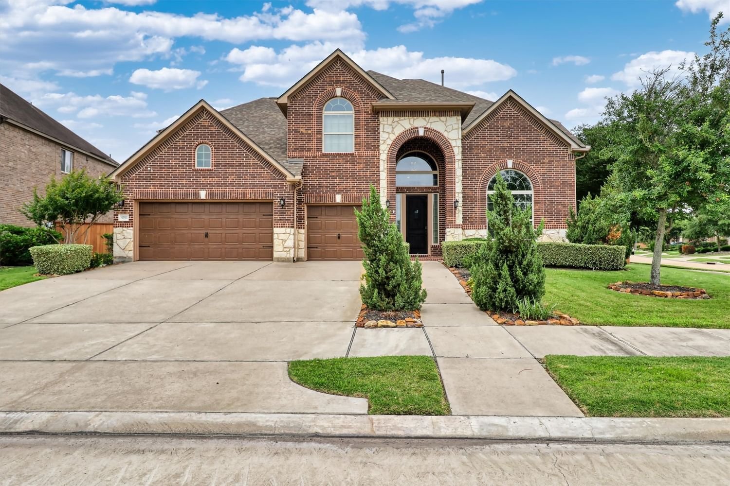 Real estate property located at 10902 Giffnock, Fort Bend, Aliana Sec 27, Richmond, TX, US
