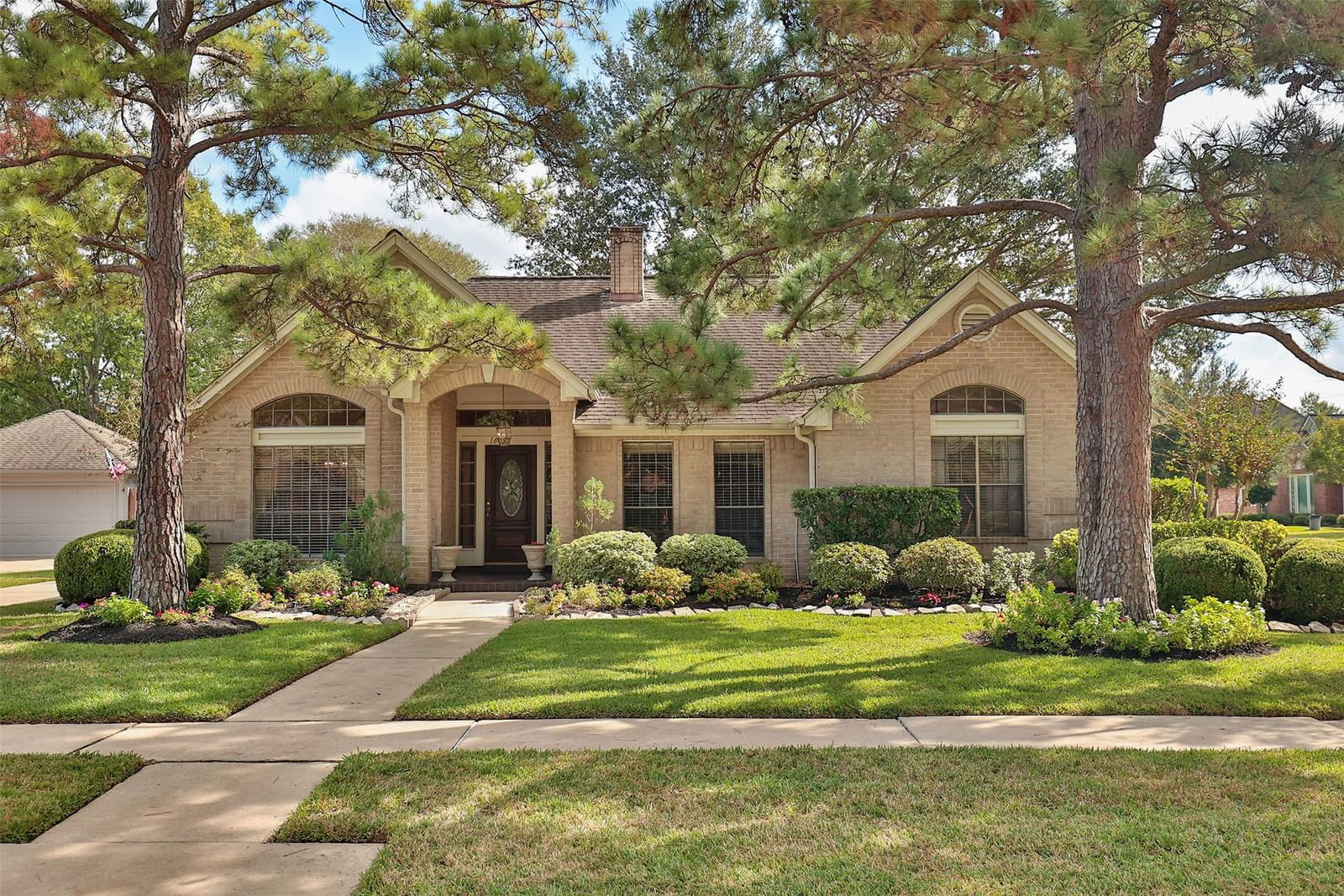 Real estate property located at 16102 Ridge Park, Harris, Copperfield Southdown Village, Houston, TX, US