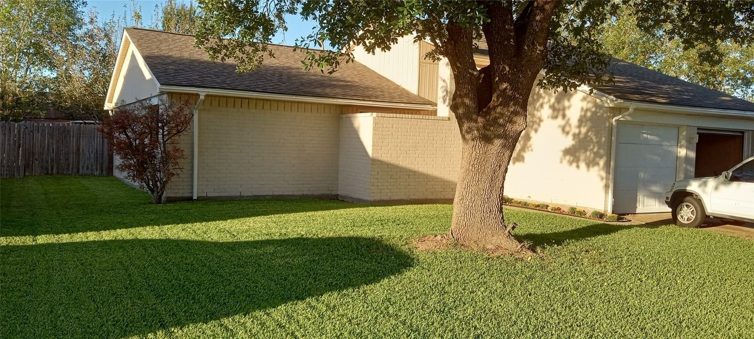 Real estate property located at 1129 Maple Creek, Harris, La Porte, TX, US