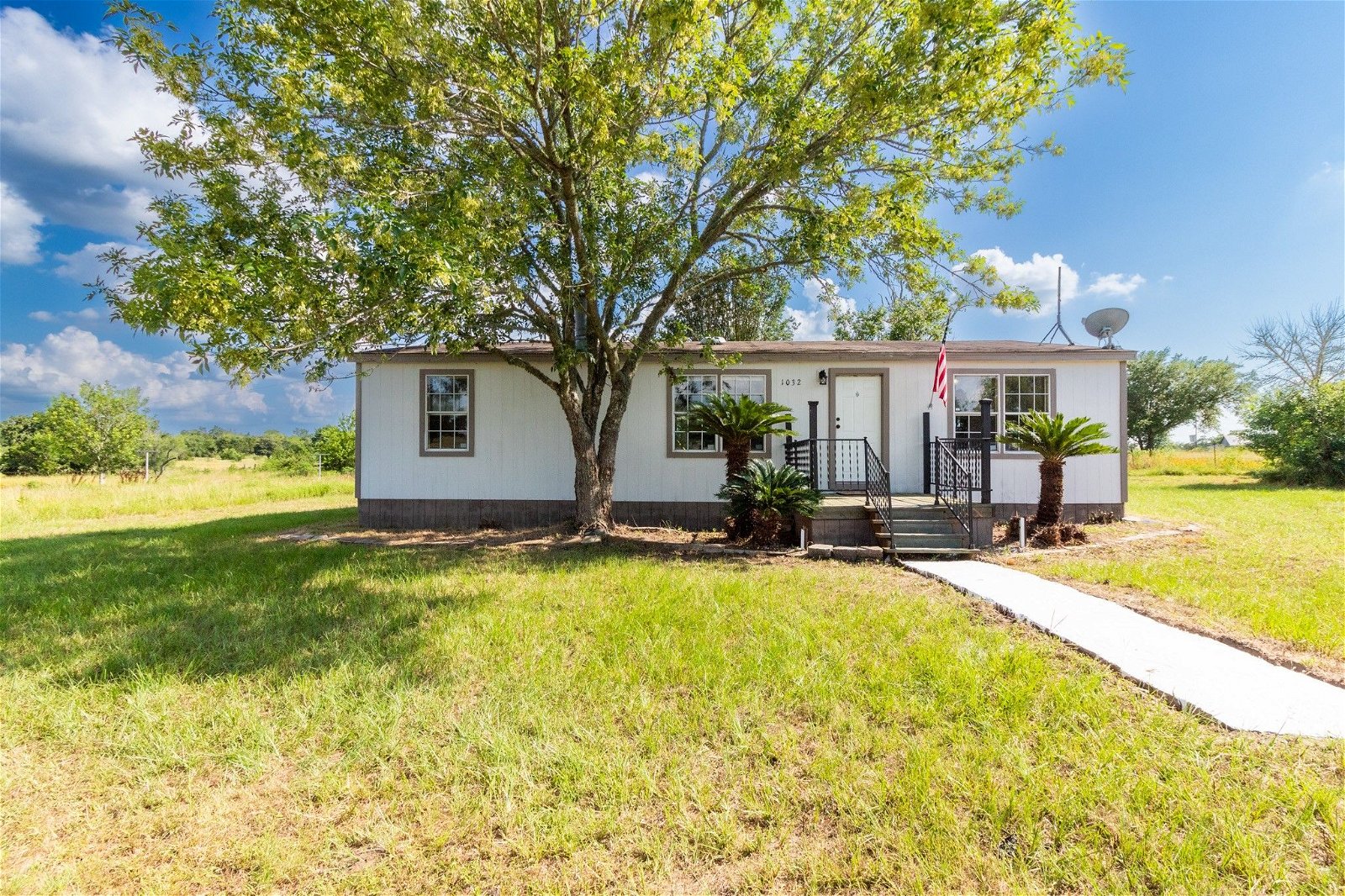 Real estate property located at 1032 Fm 2503, Fayette, Ellinger, TX, US