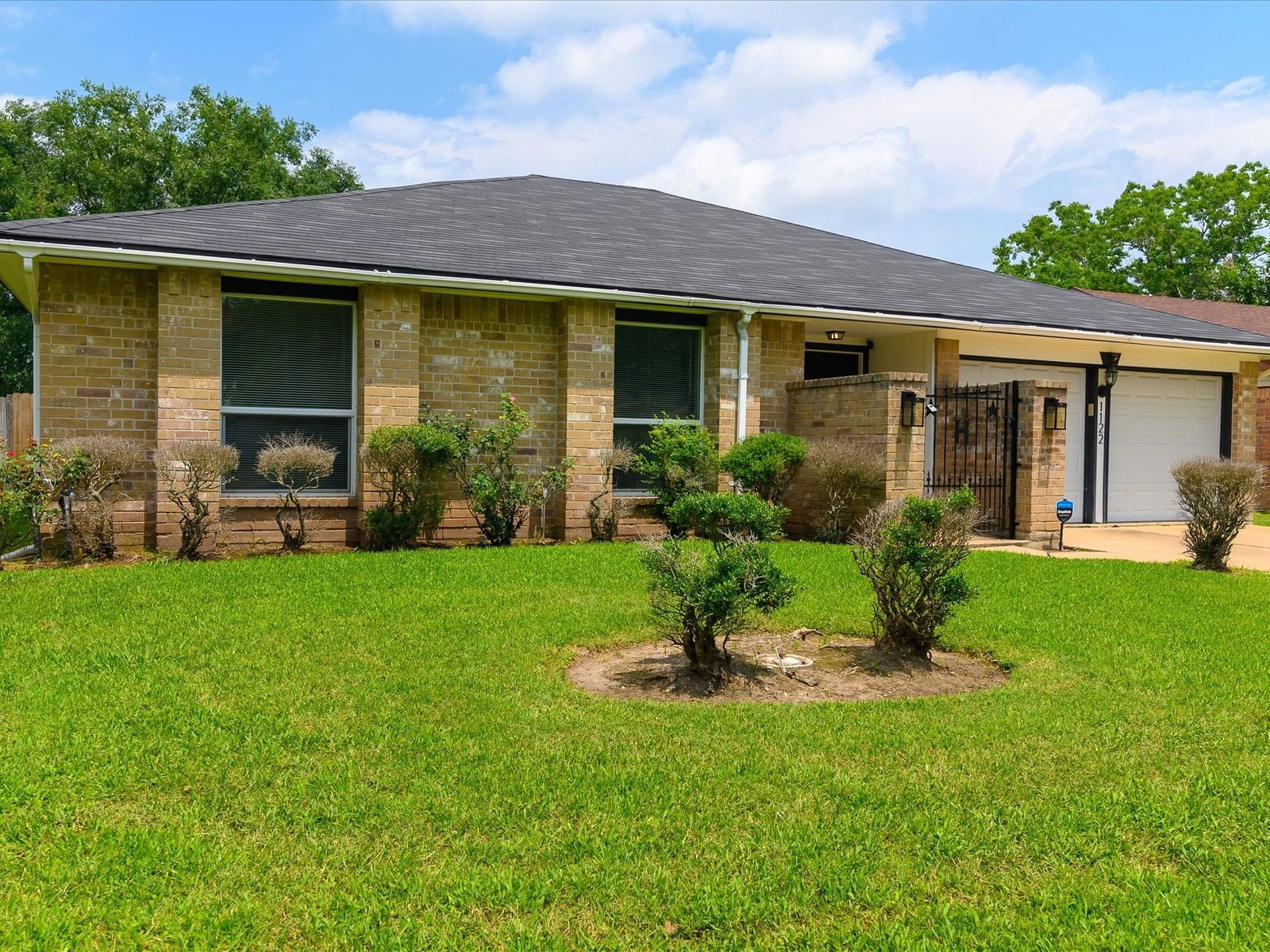 Real estate property located at 1122 Beechbend, Fort Bend, Hunters Glen Sec 4, Missouri City, TX, US