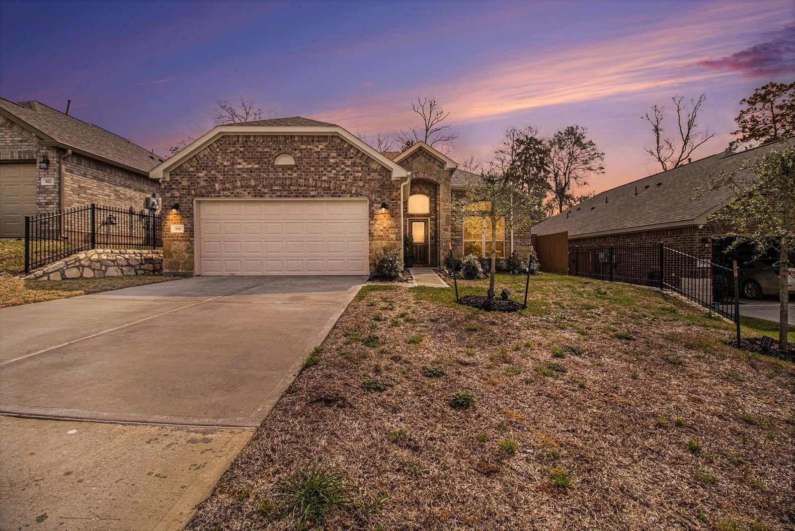 Real estate property located at 918 Golden Willow, Montgomery, Wedgewood Forest, Conroe, TX, US
