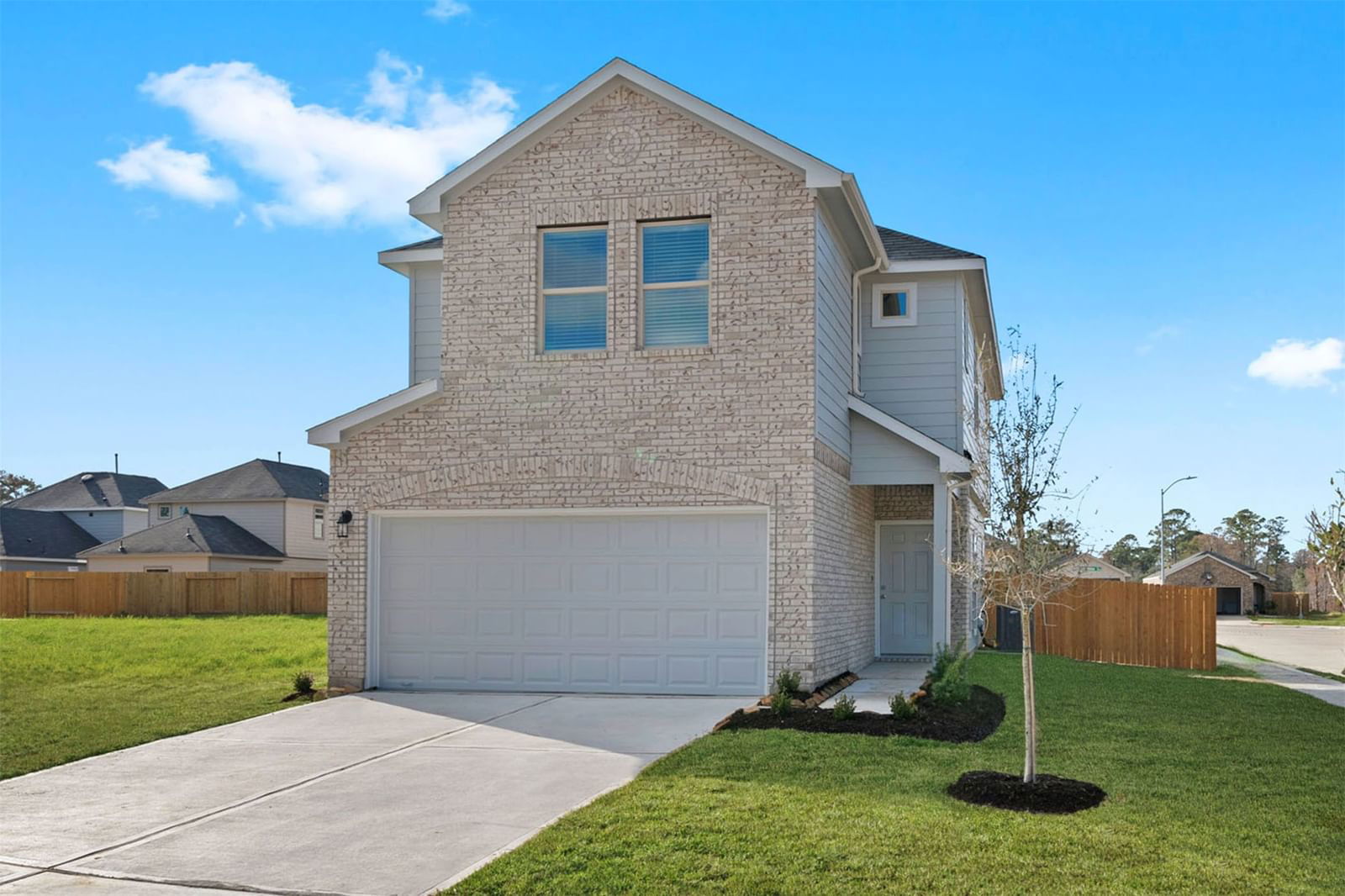 Real estate property located at 24702 Thornbluff Briar, Harris, Woodland Lakes, Huffman, TX, US