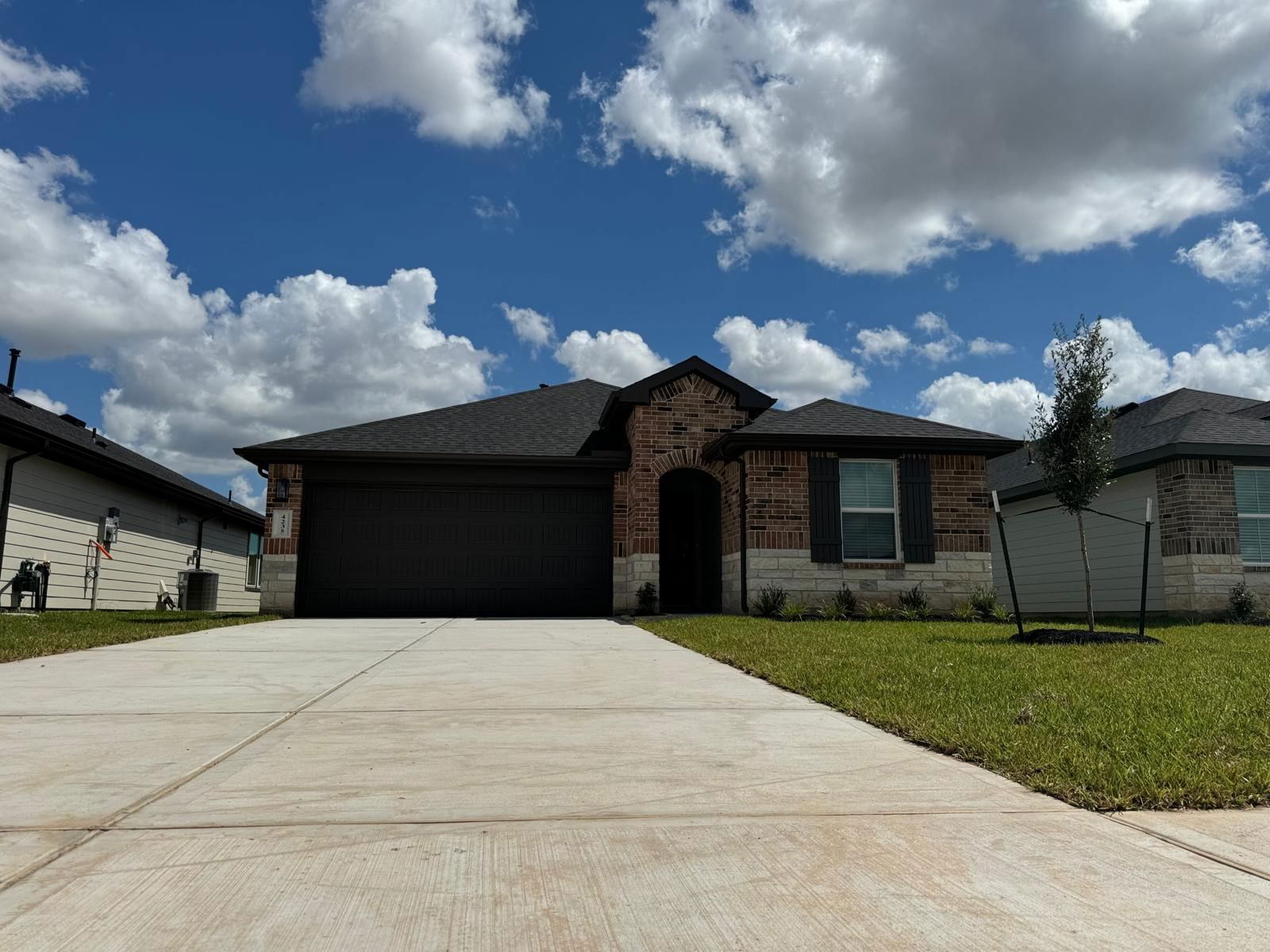 Real estate property located at 4235 Brinkworth Drive, Fort Bend, Tamarron, Fulshear, TX, US