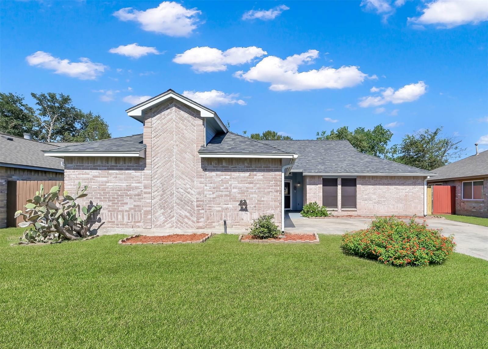 Real estate property located at 2339 Piddler, Harris, Timber Lane Sec 08, Spring, TX, US