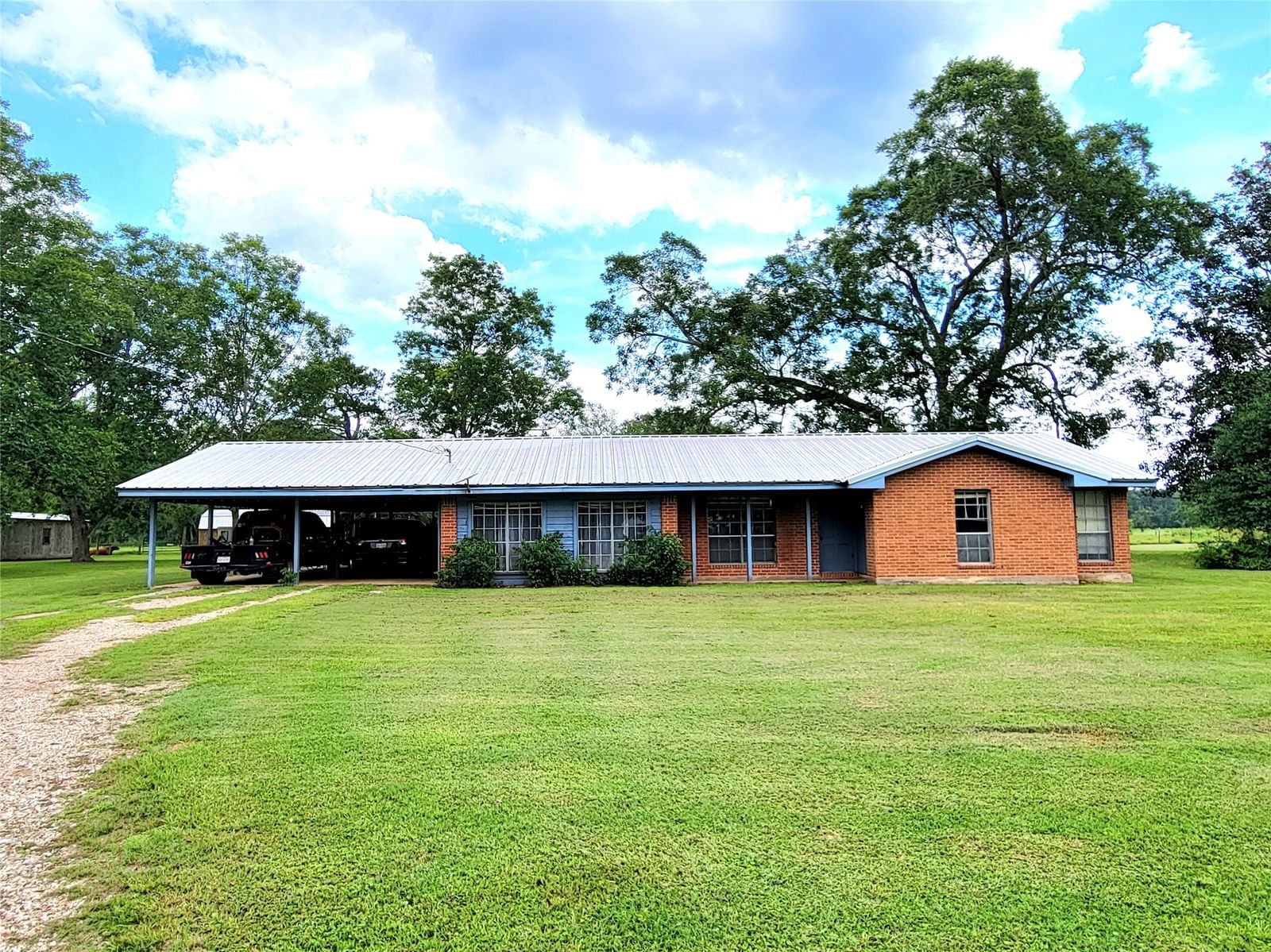 Real estate property located at 325 County Road 2196, Liberty, S Kirkham, Cleveland, TX, US