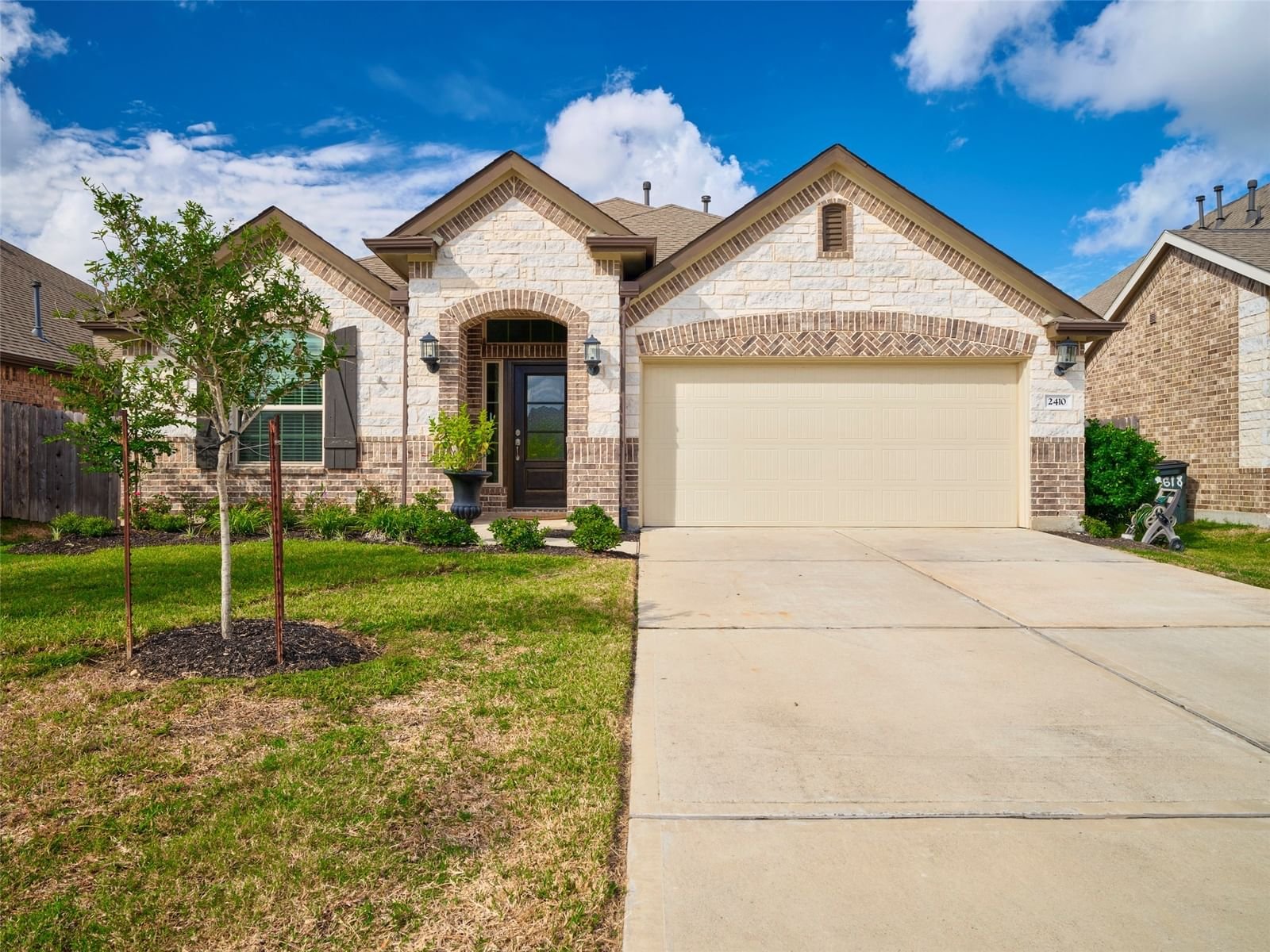Real estate property located at 2410 Dovetail Park, Fort Bend, Walnut Creek Sec 20, Rosenberg, TX, US