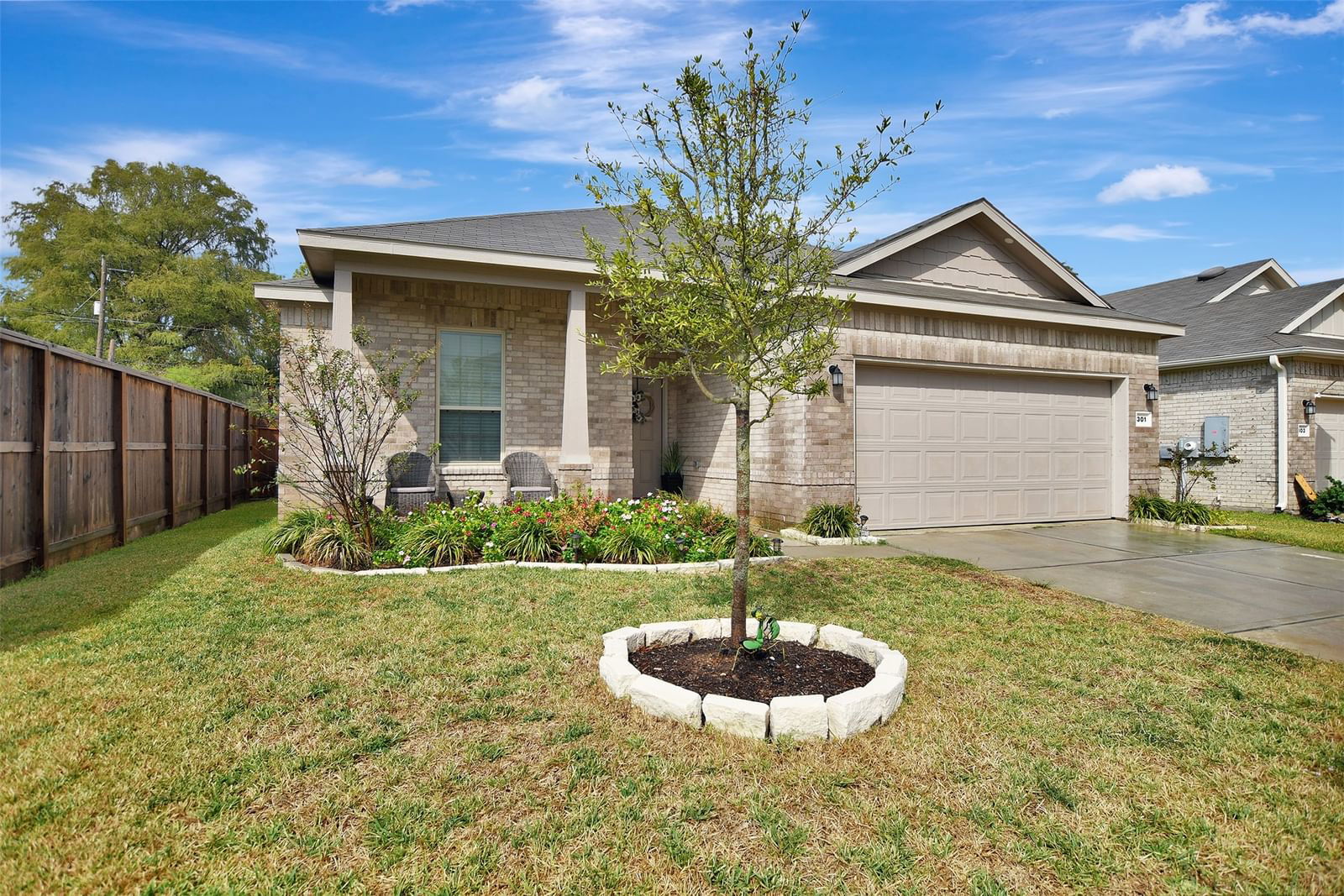 Real estate property located at 301 Appaloosa, Brazoria, Mustang Ridge, Alvin, TX, US