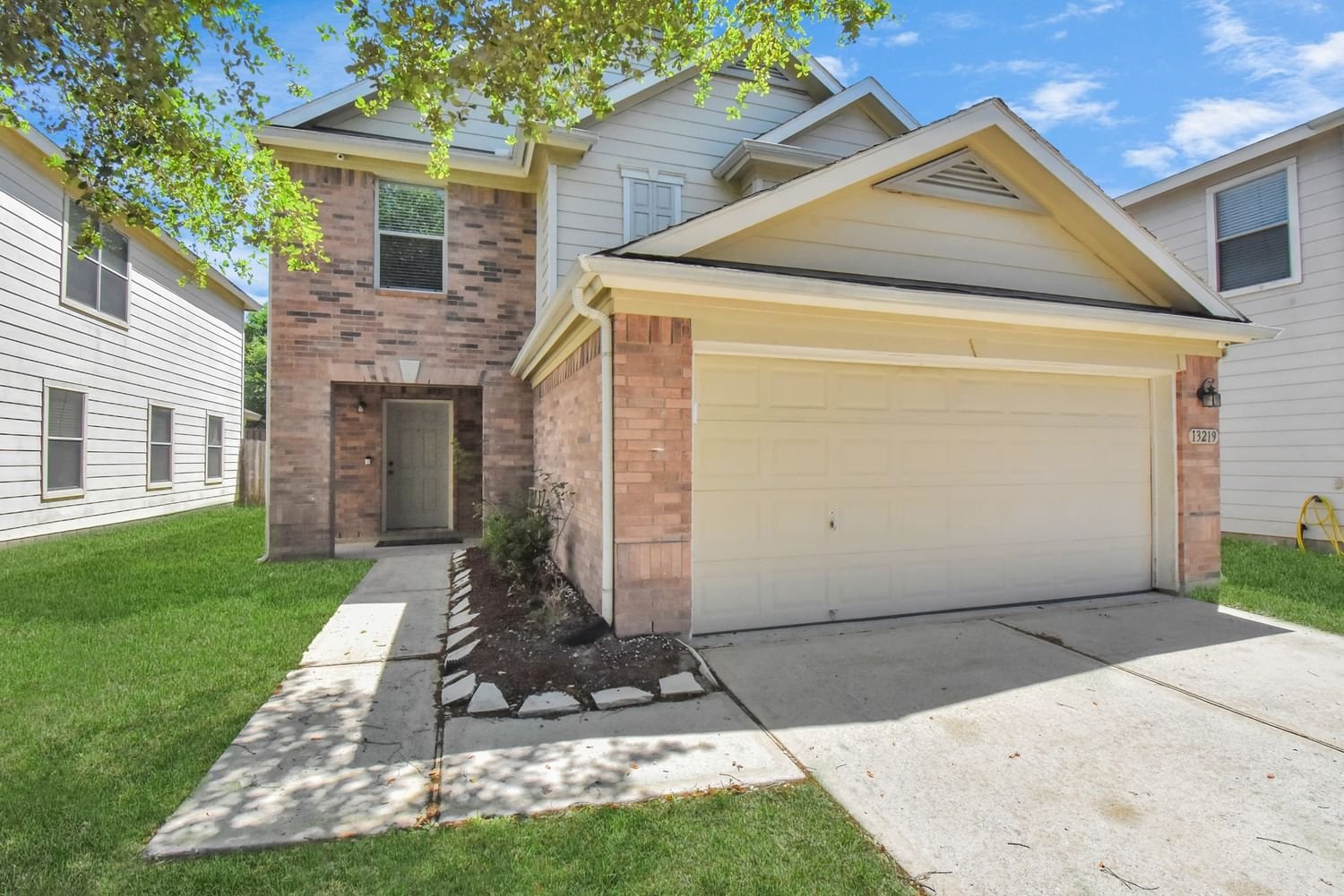 Real estate property located at 13219 Skyview Green, Harris, Skyview Park Sec 2, Houston, TX, US